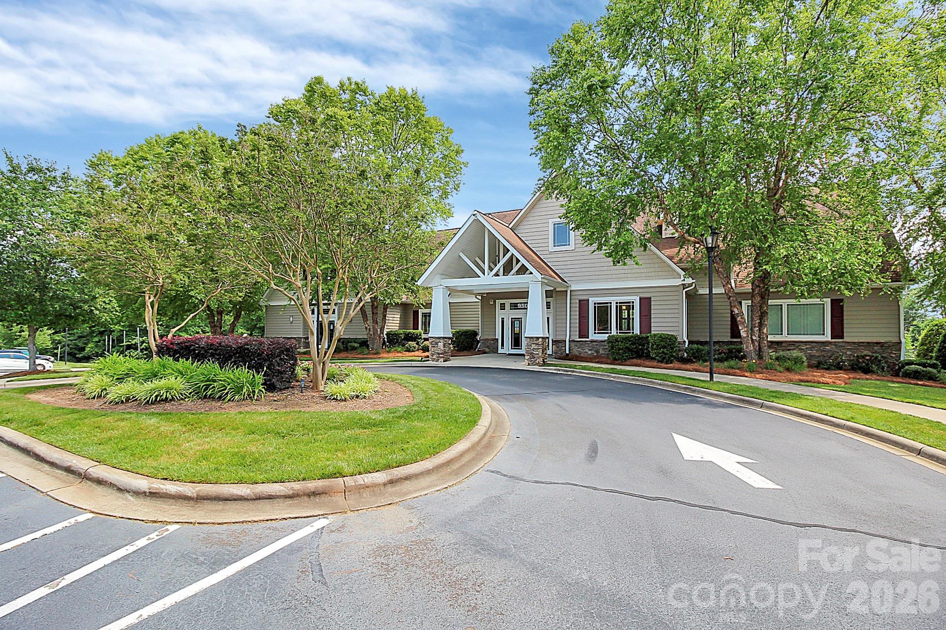 9411 Shumacher Avenue NW — Concord