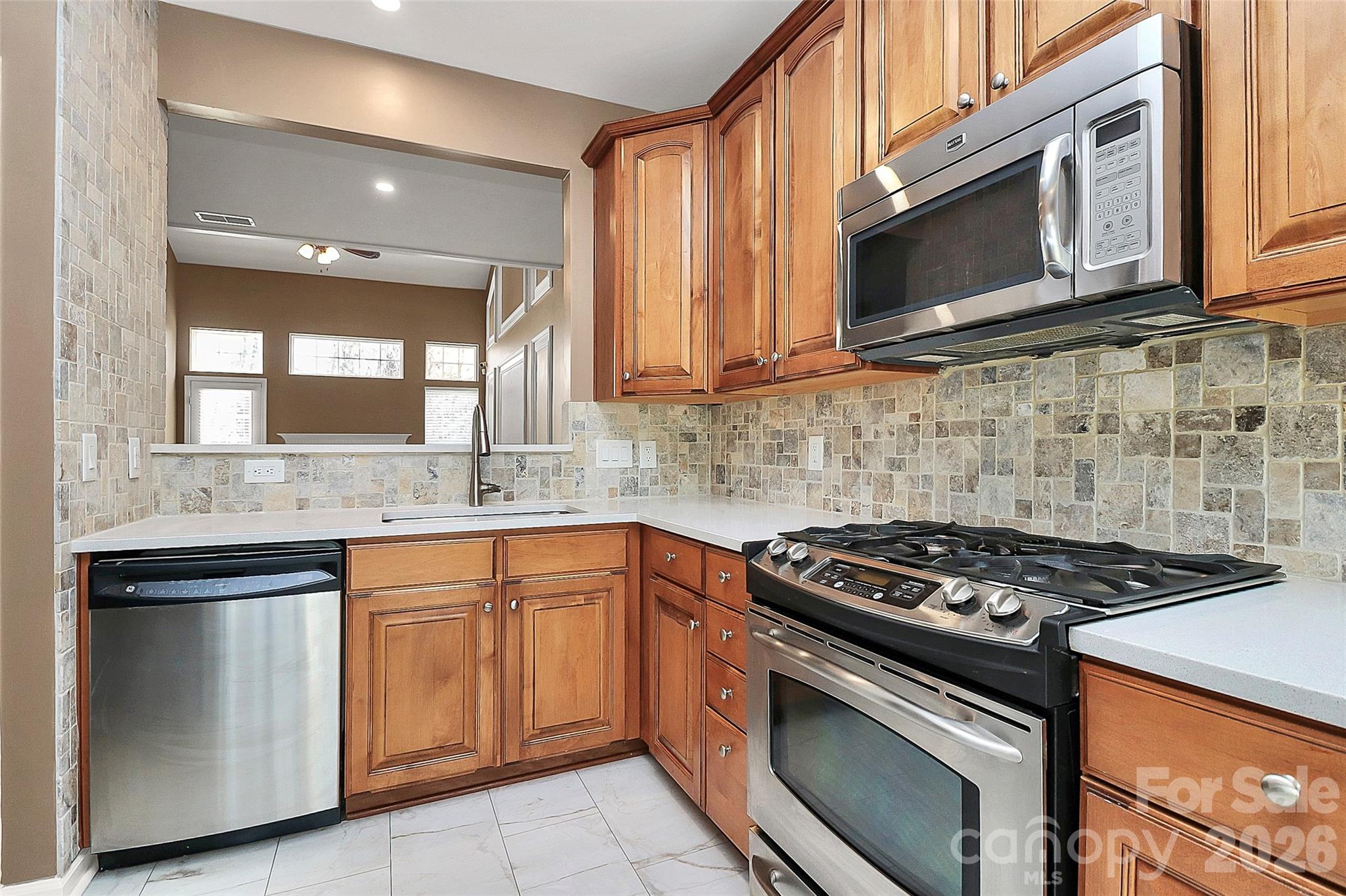 9411 Shumacher Avenue NW — Concord