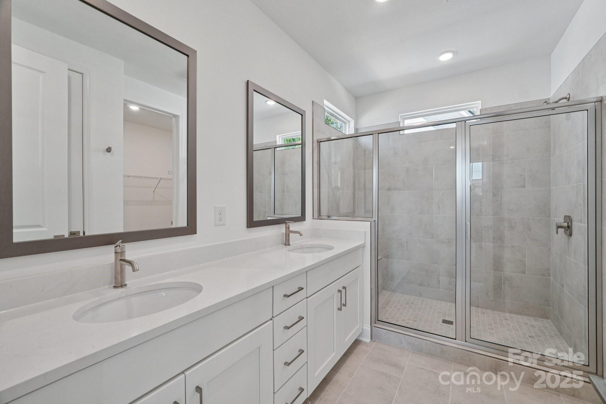 609 Mercury Drive — Tega Cay