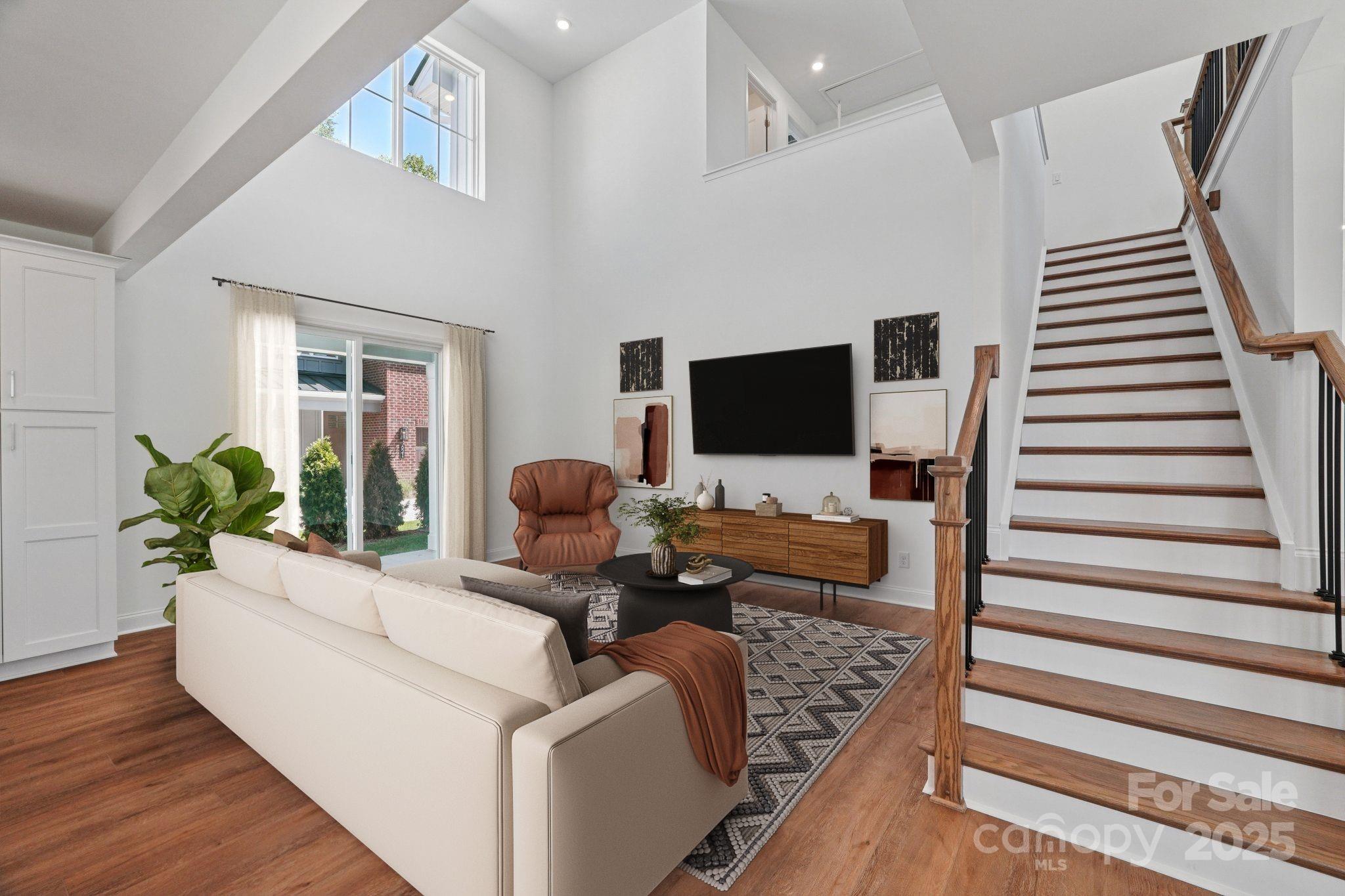 609 Mercury Drive — Tega Cay