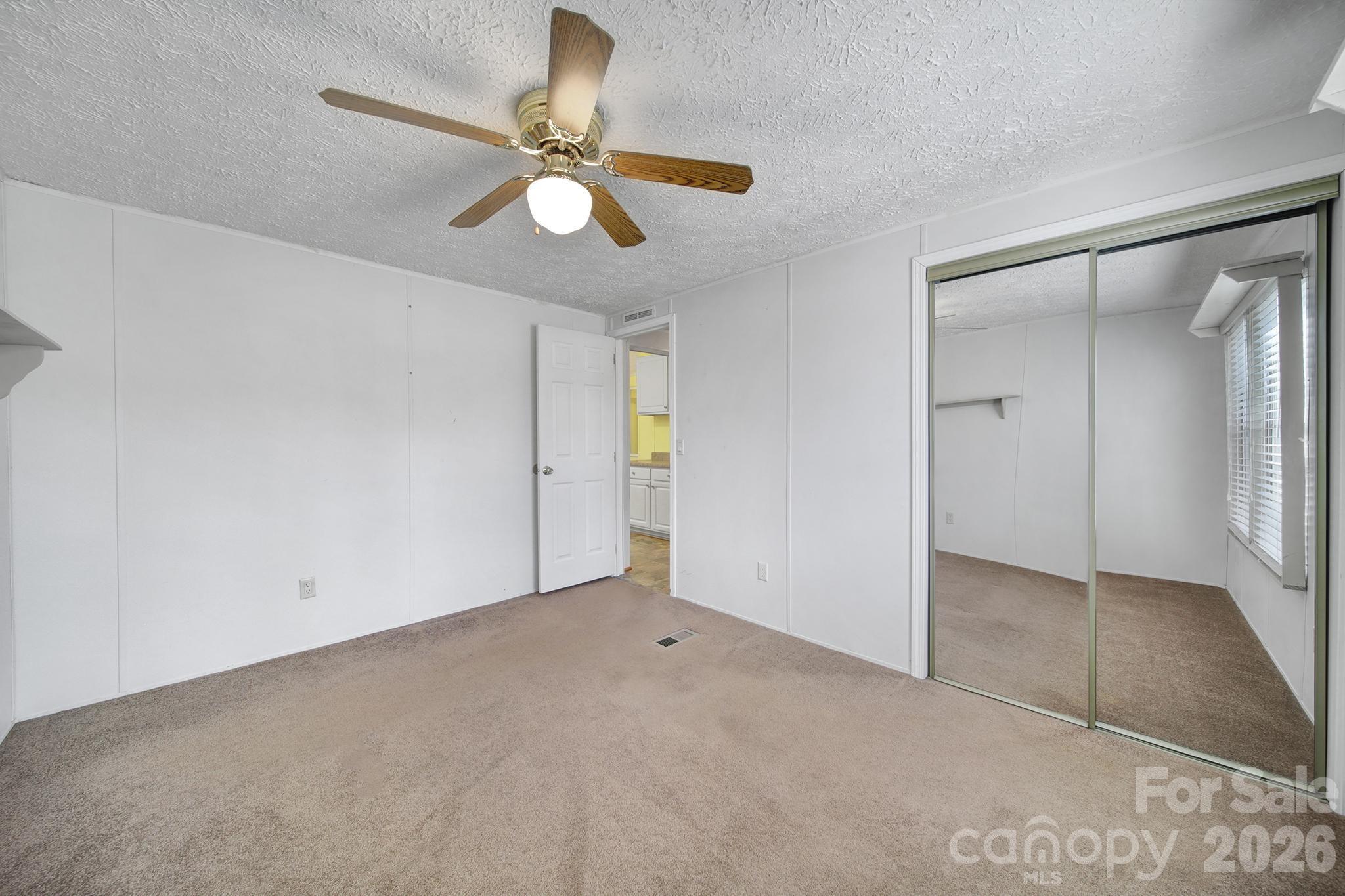 2236 White Heron Road — Liberty Hill