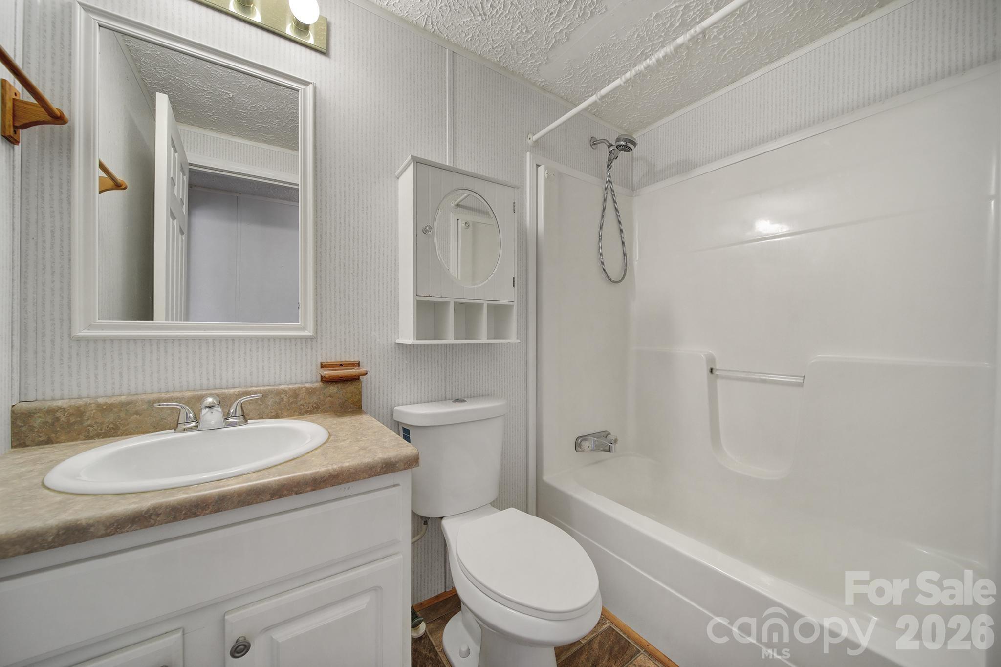 2236 White Heron Road — Liberty Hill