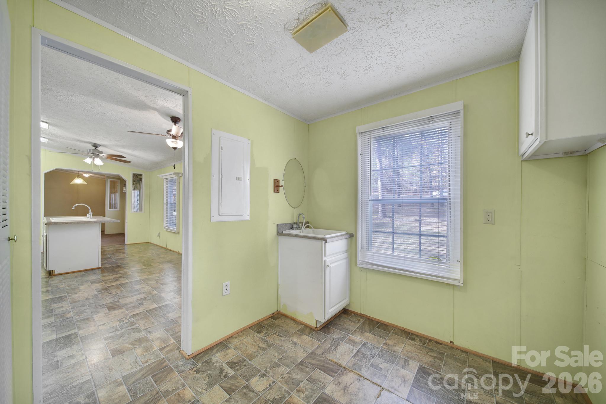 2236 White Heron Road — Liberty Hill