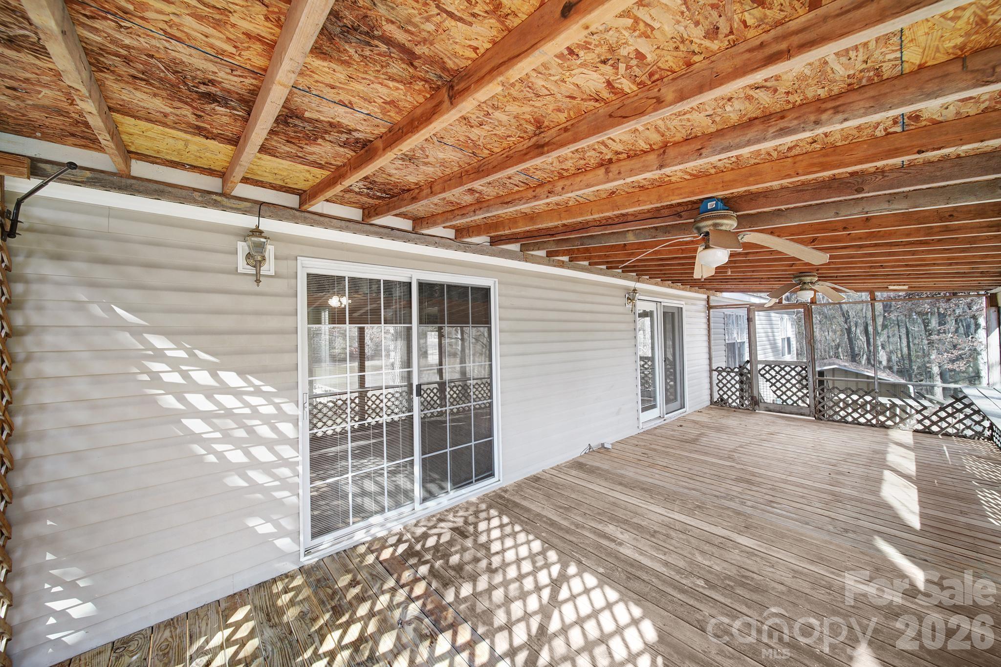 2236 White Heron Road — Liberty Hill
