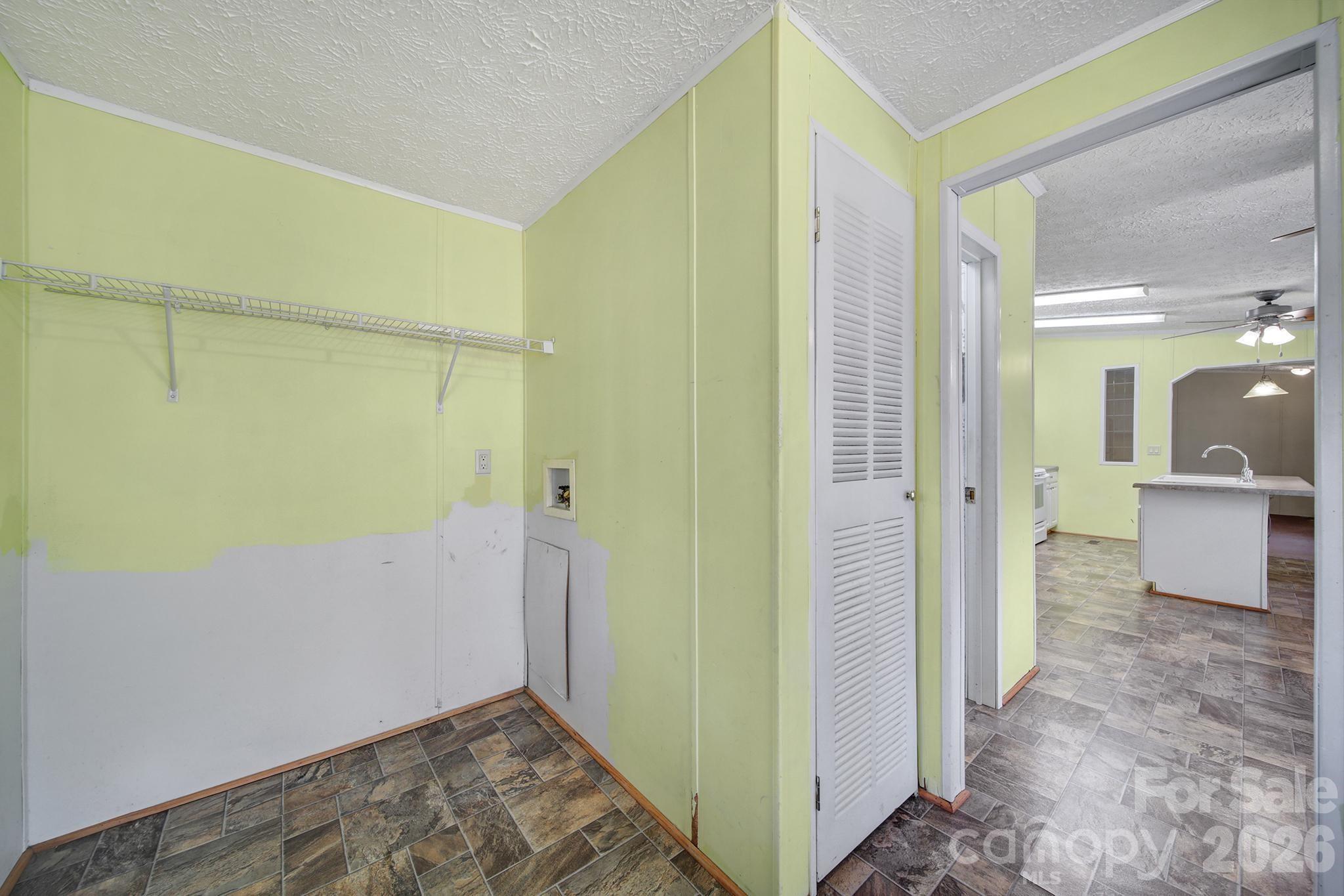 2236 White Heron Road — Liberty Hill