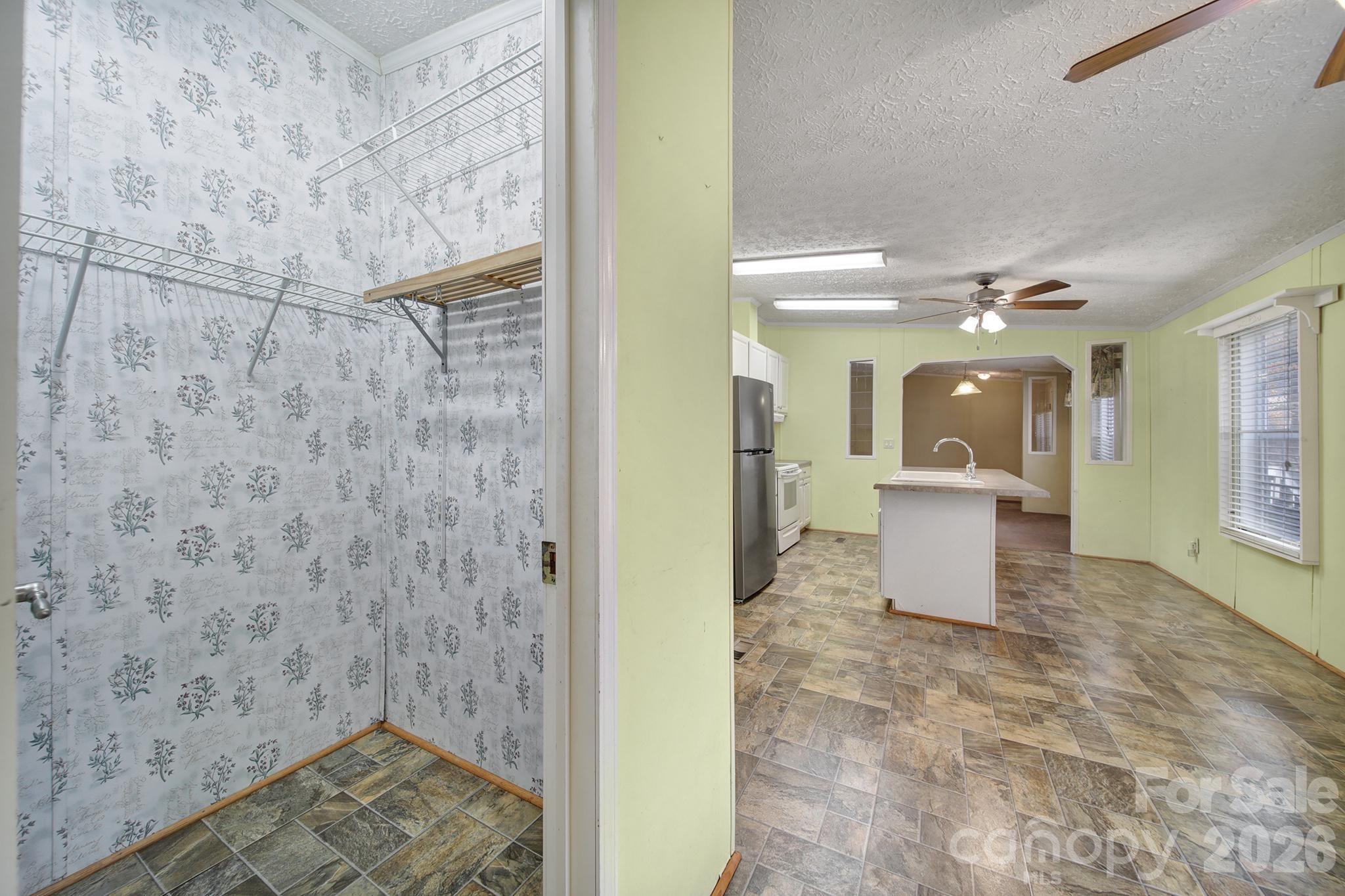 2236 White Heron Road — Liberty Hill