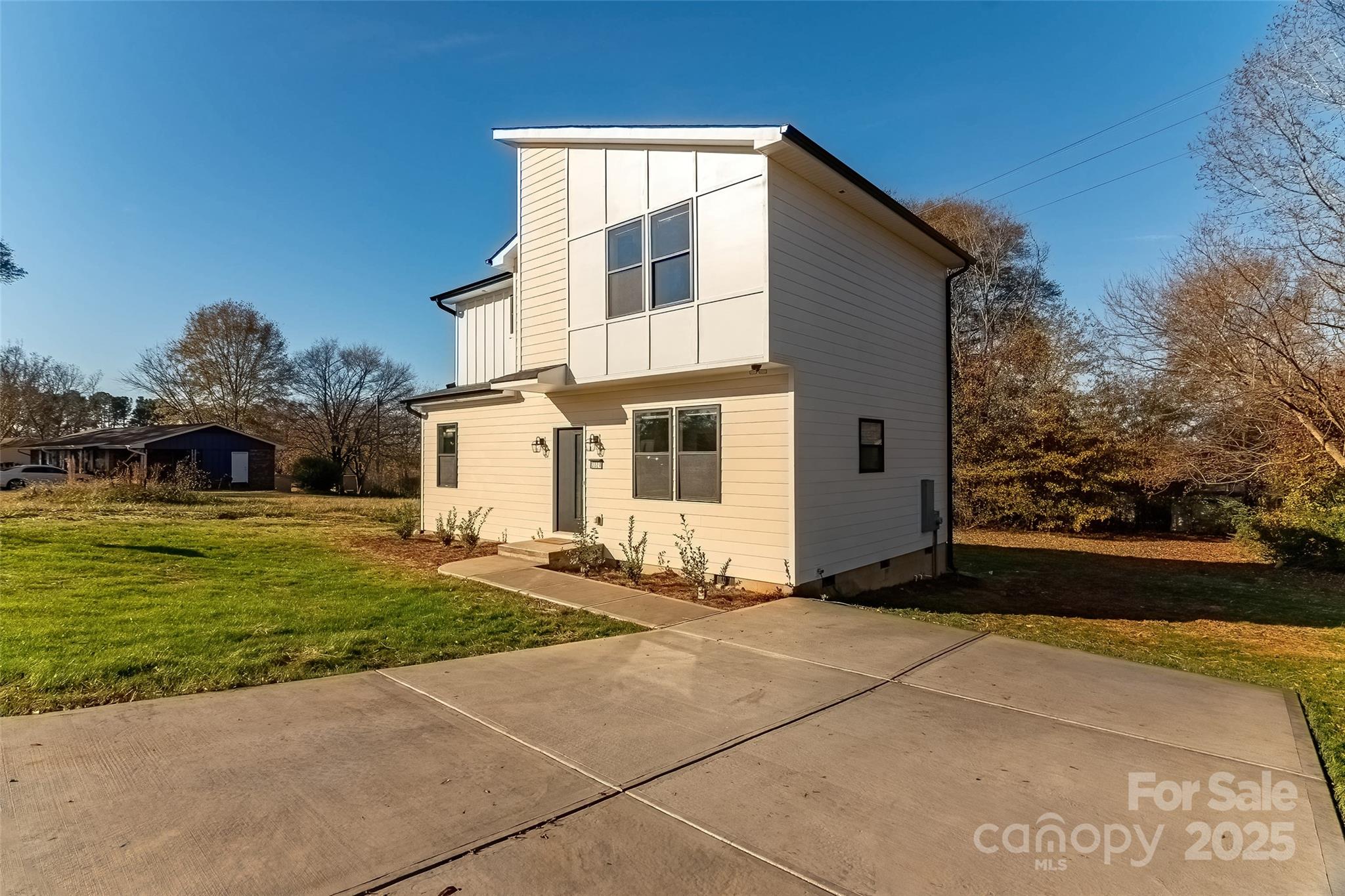 3024 Poplar Circle — Shelby