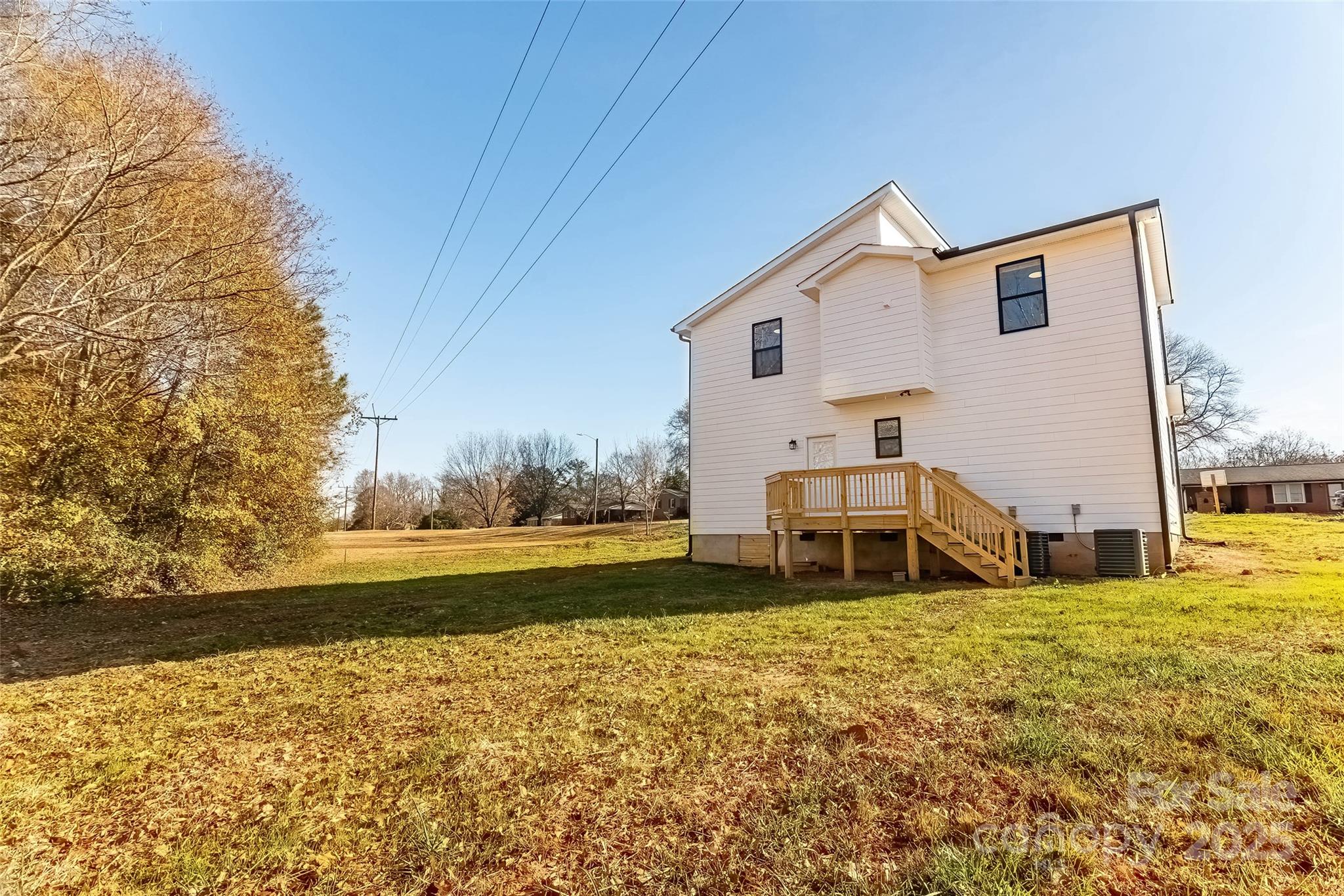 3024 Poplar Circle — Shelby