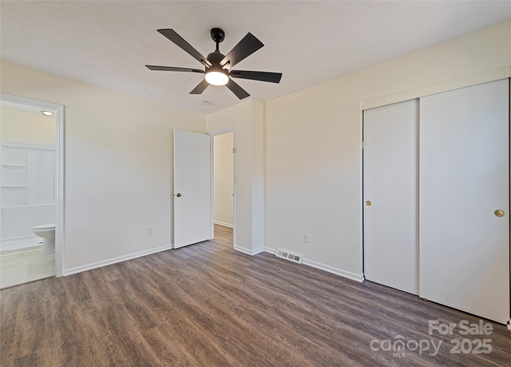 129 Willowbrook Road — Hendersonville