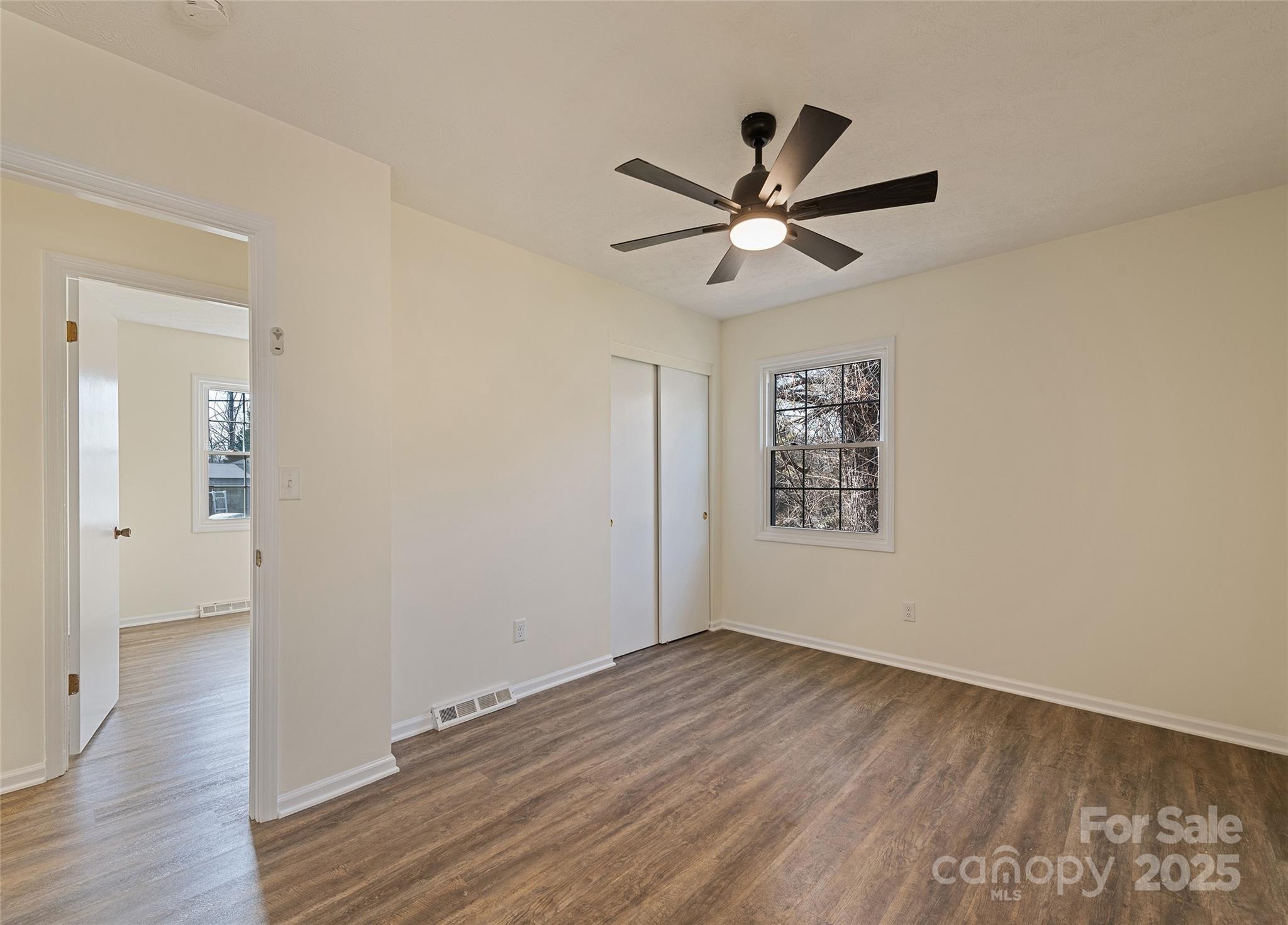 129 Willowbrook Road — Hendersonville