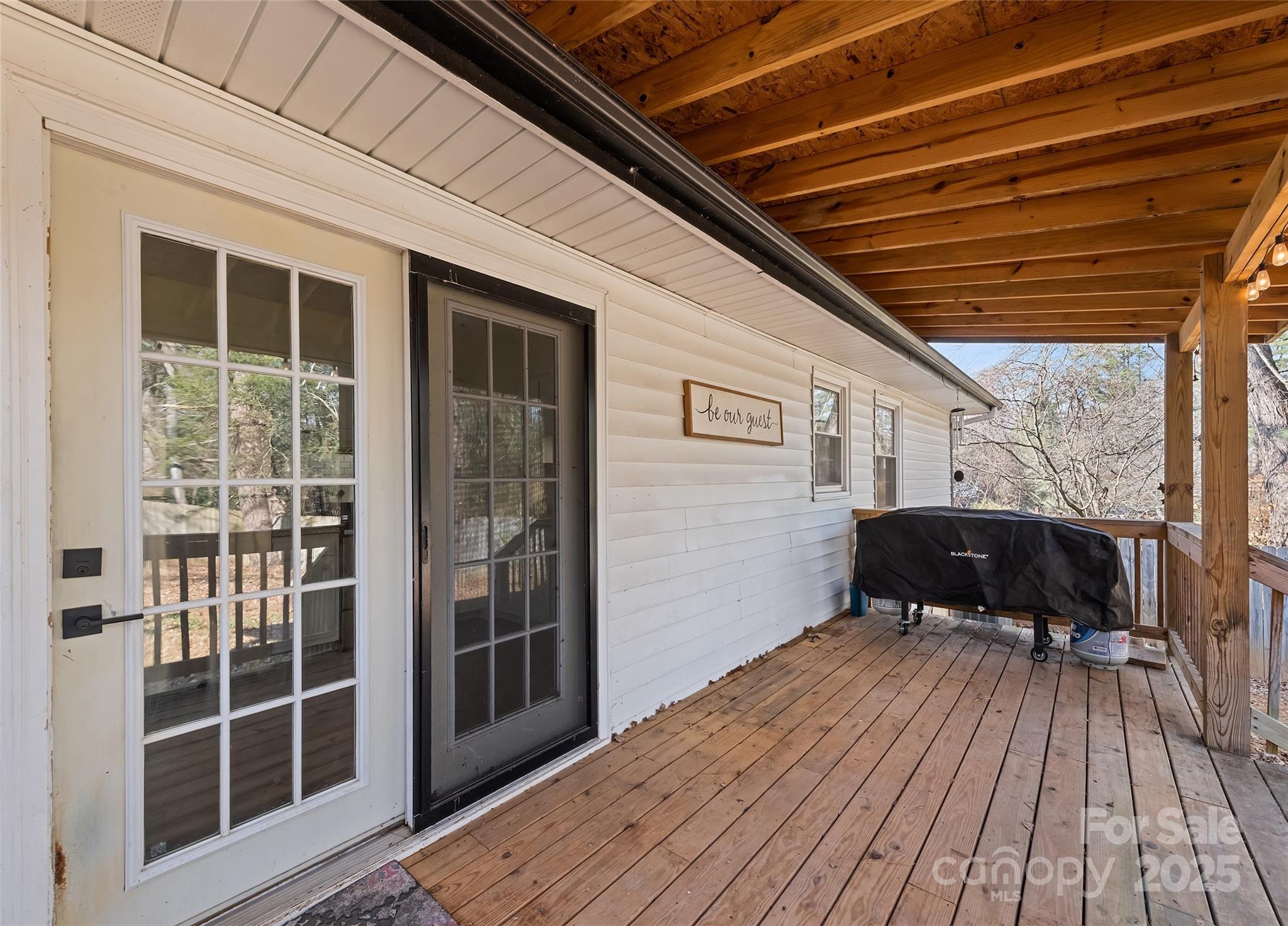 129 Willowbrook Road — Hendersonville