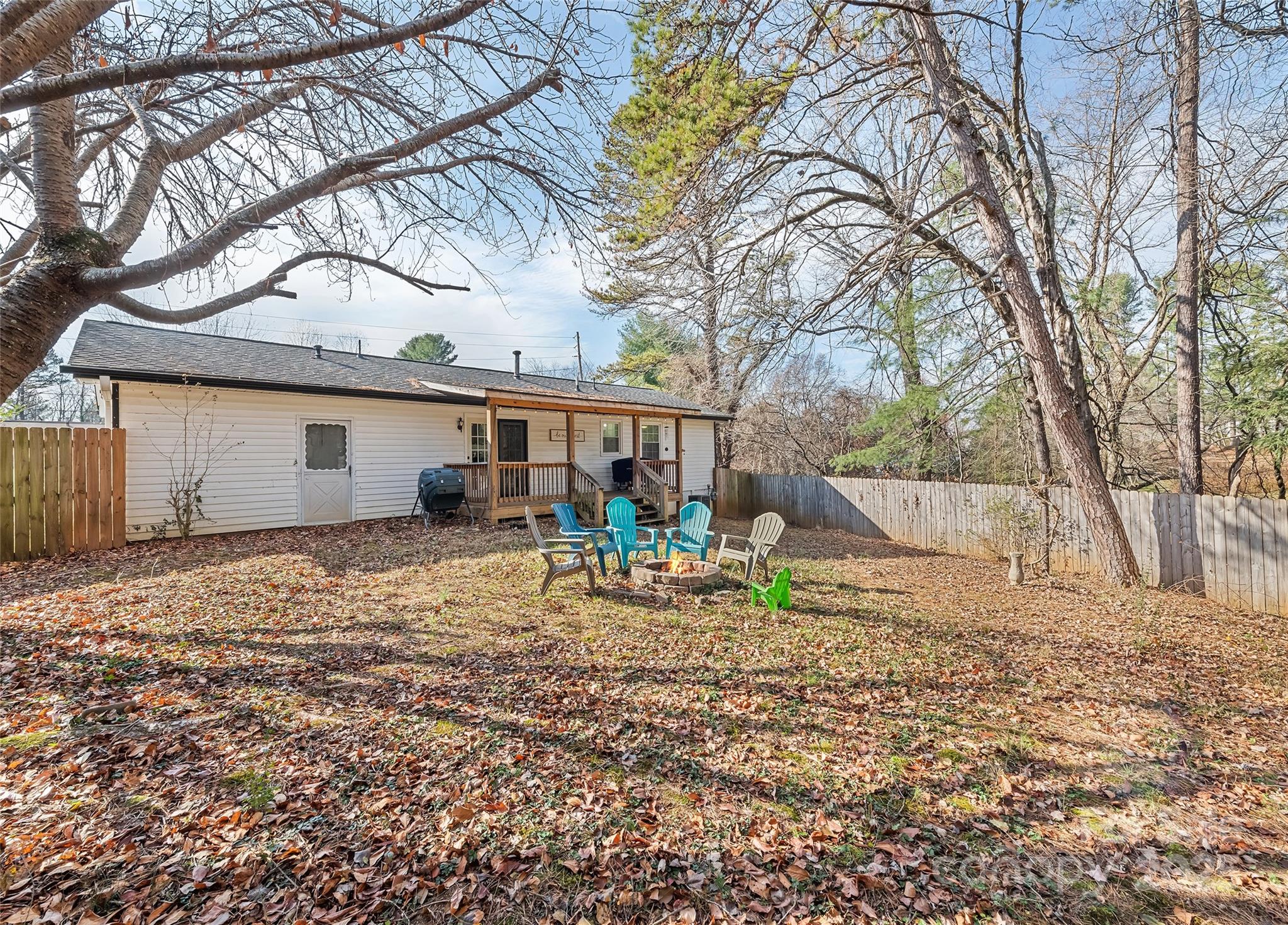 129 Willowbrook Road — Hendersonville