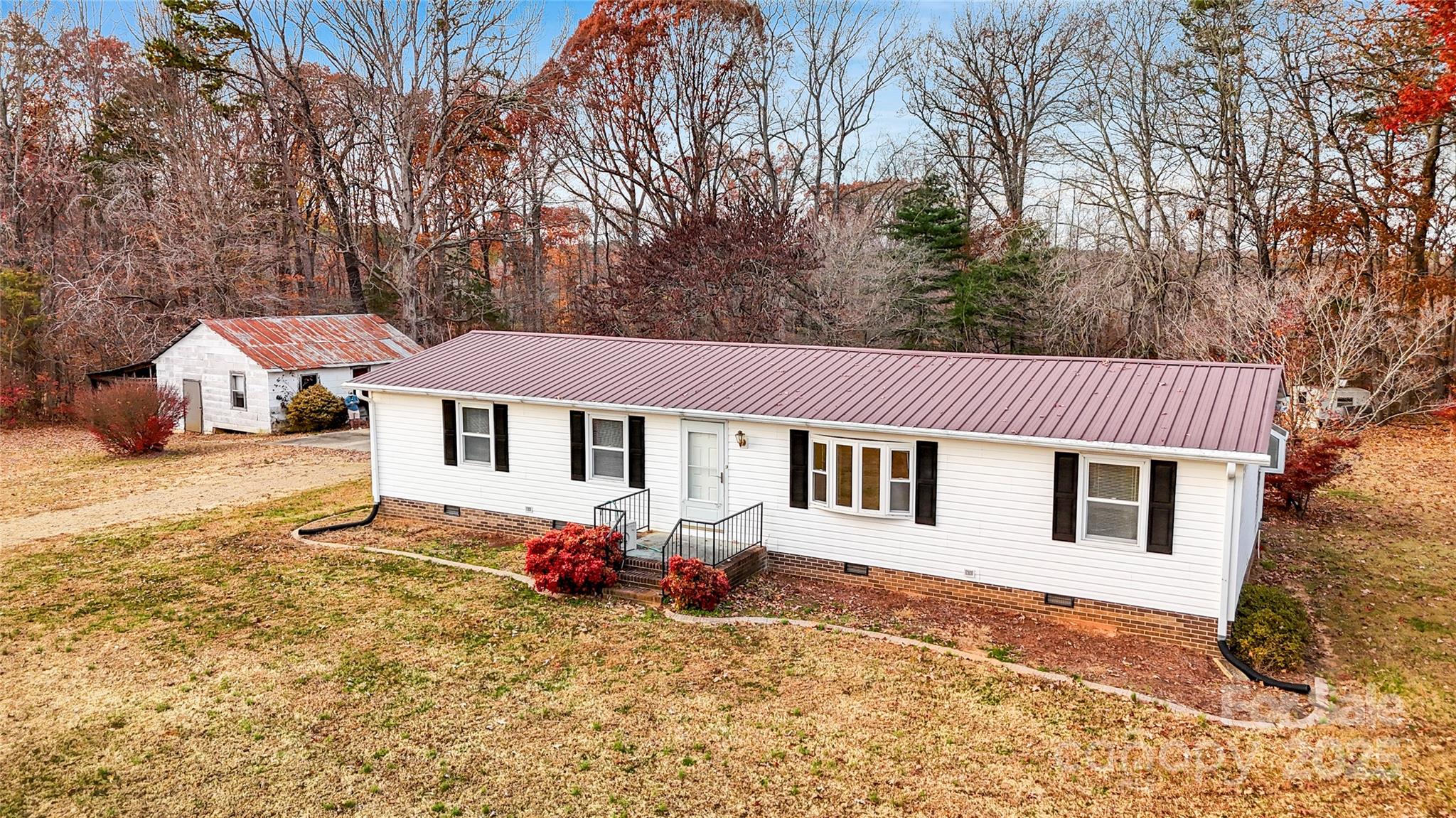 435 Moose Club Road — Statesville