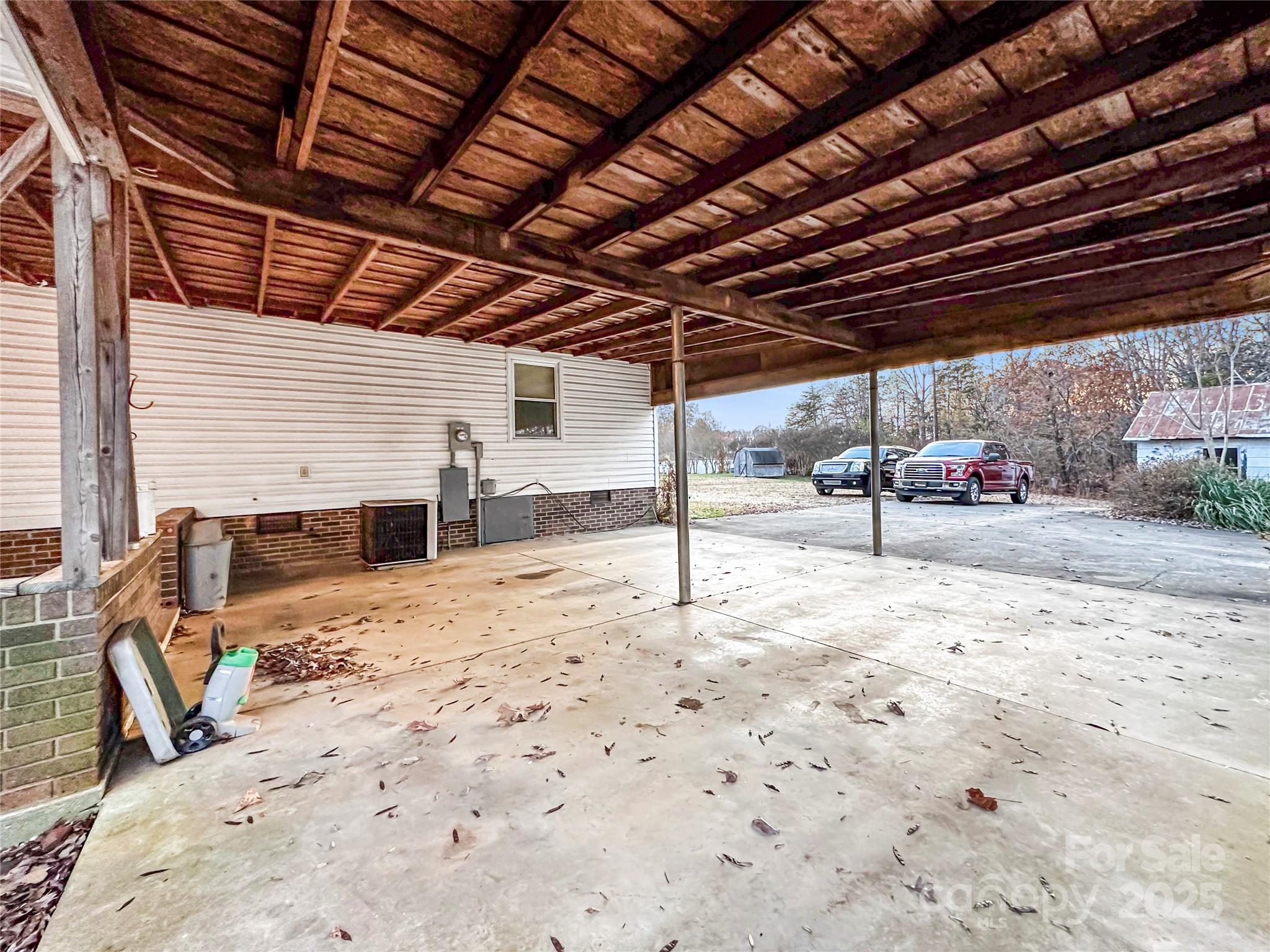 435 Moose Club Road — Statesville