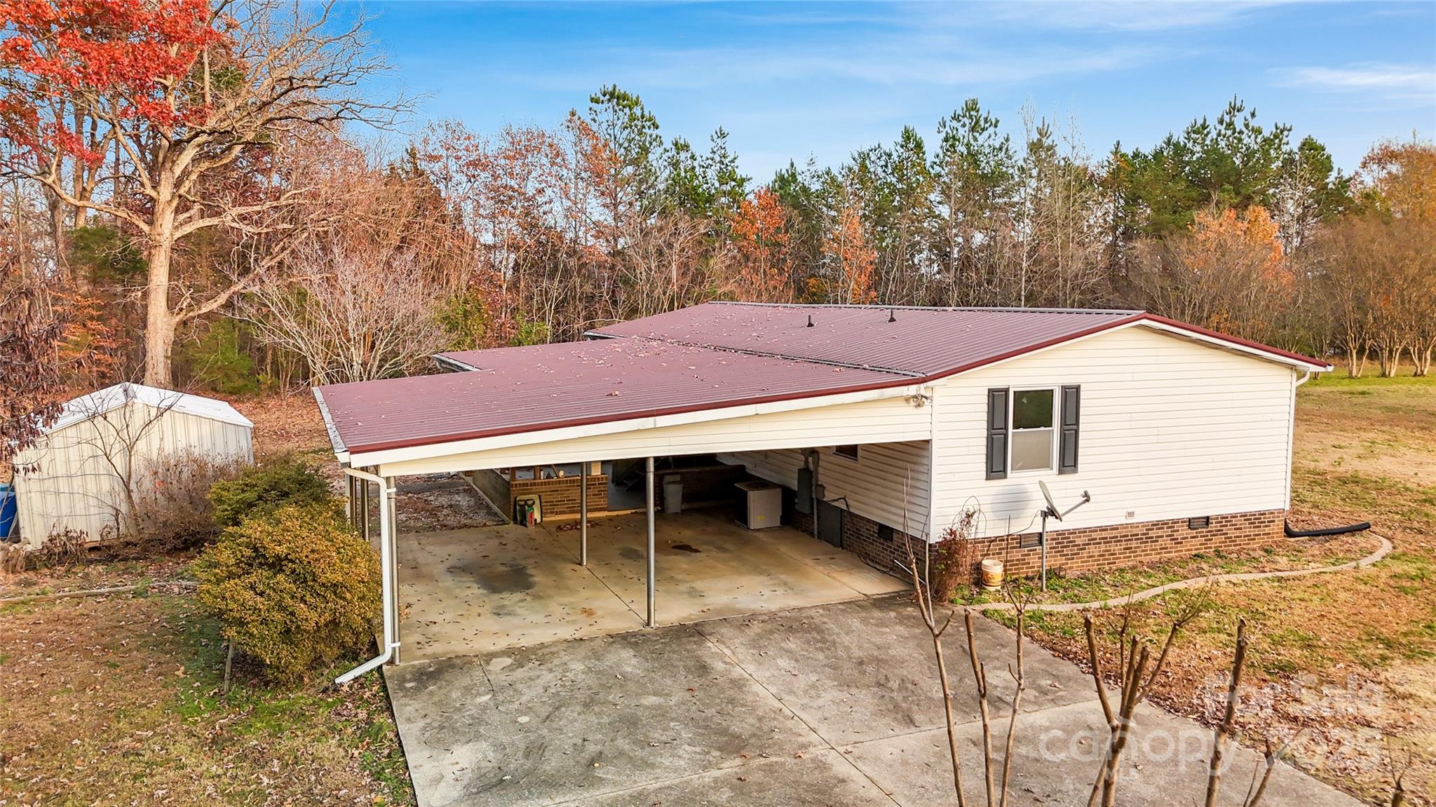 435 Moose Club Road — Statesville