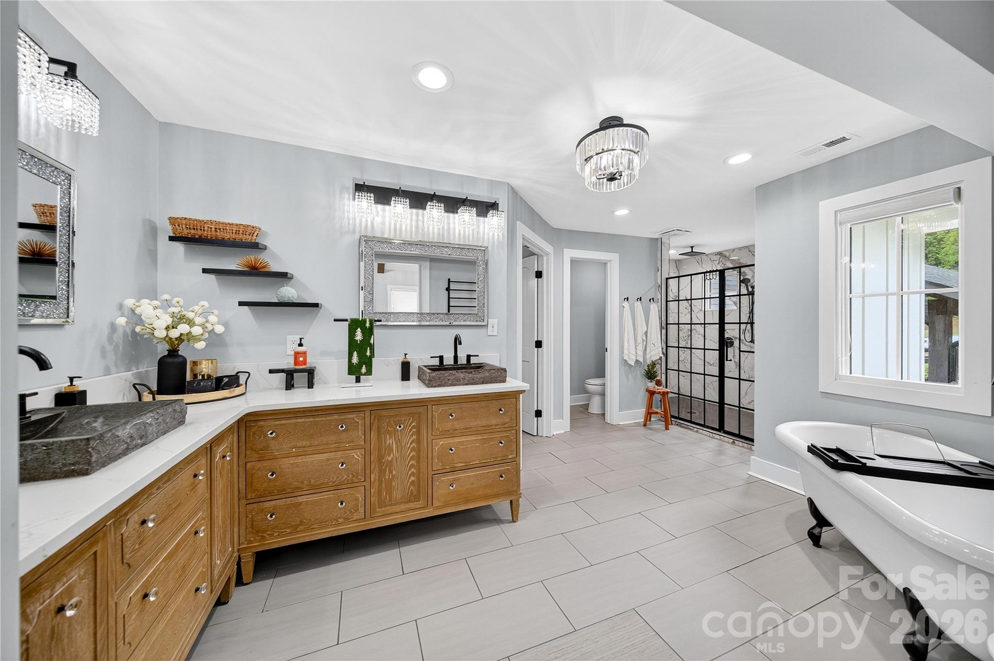 7508 Bankhead Road — Denver