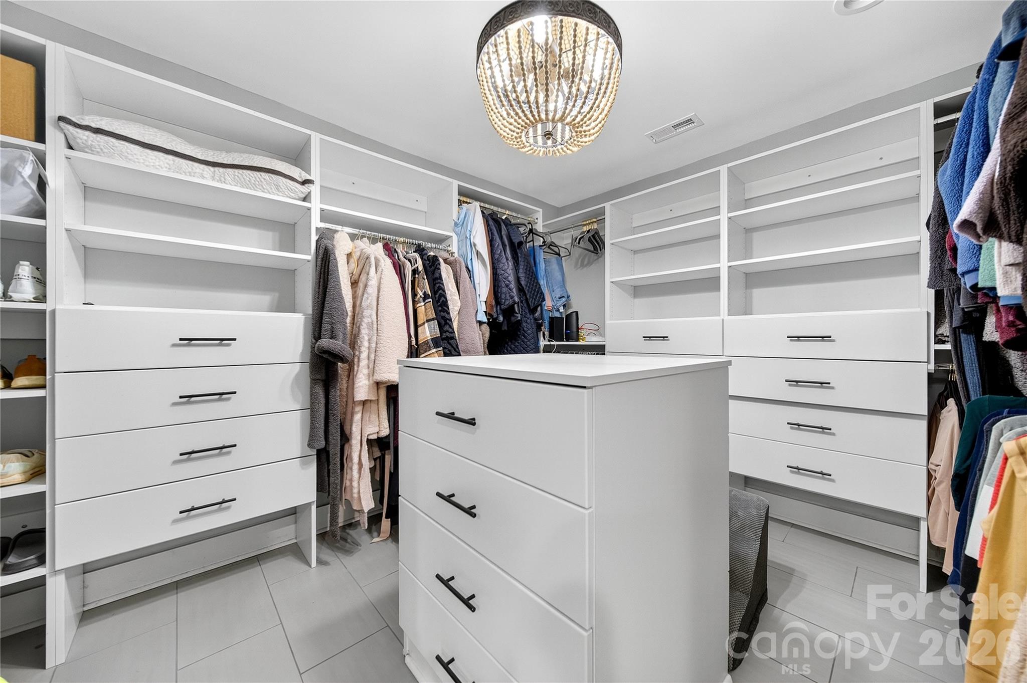 7508 Bankhead Road — Denver