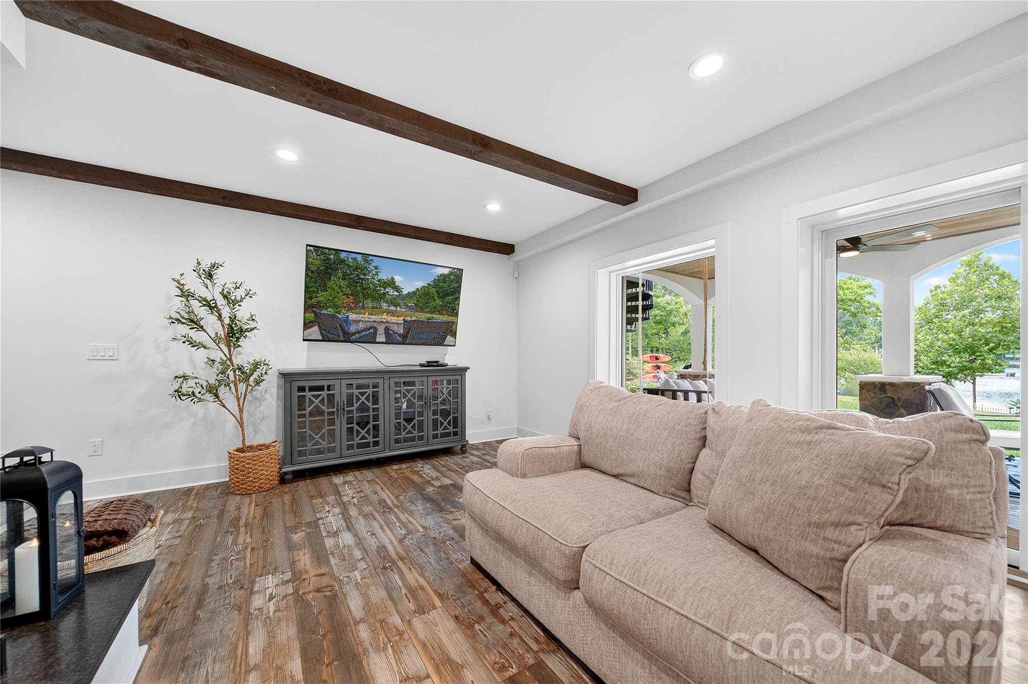 7508 Bankhead Road — Denver