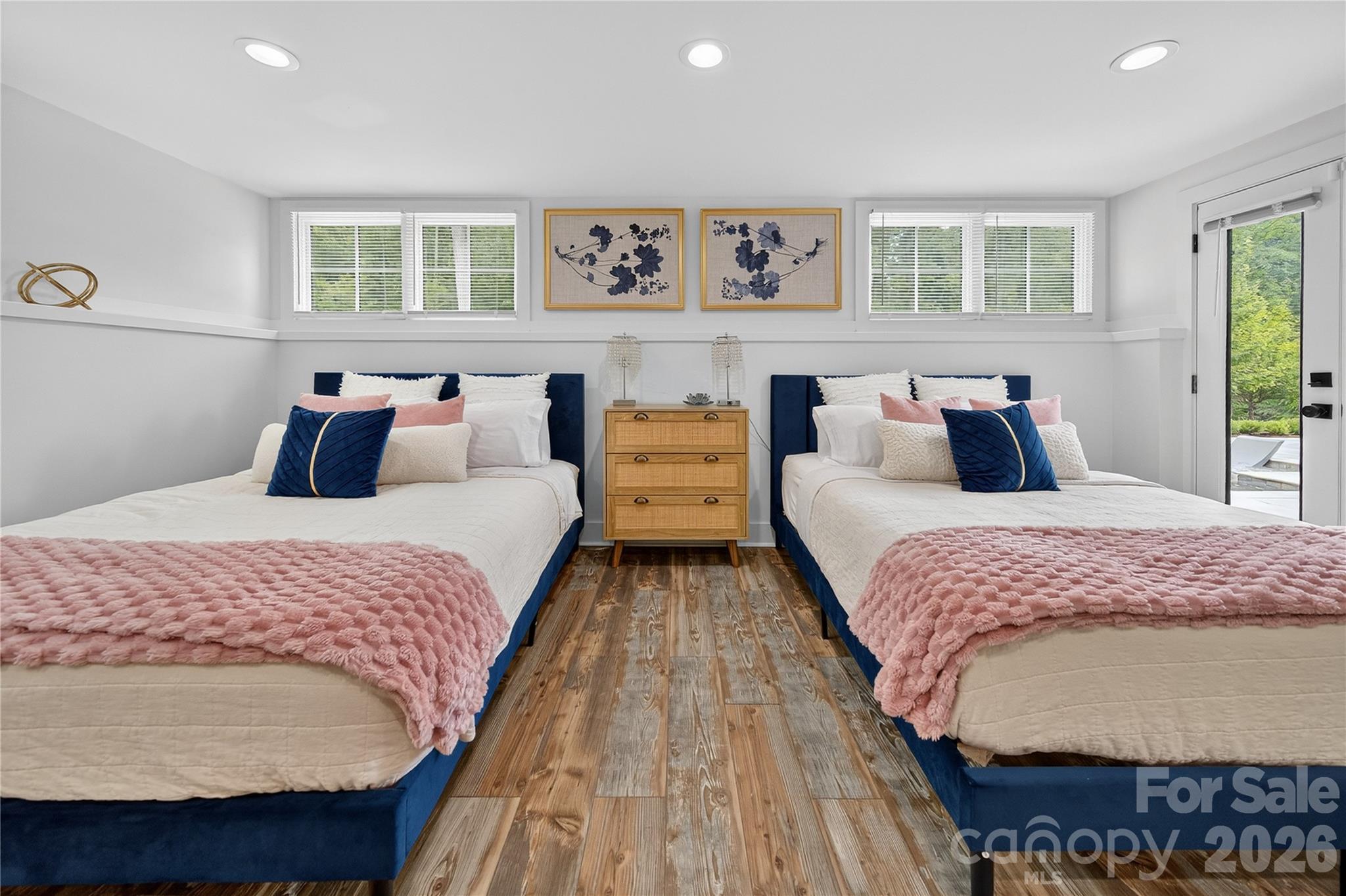 7508 Bankhead Road — Denver