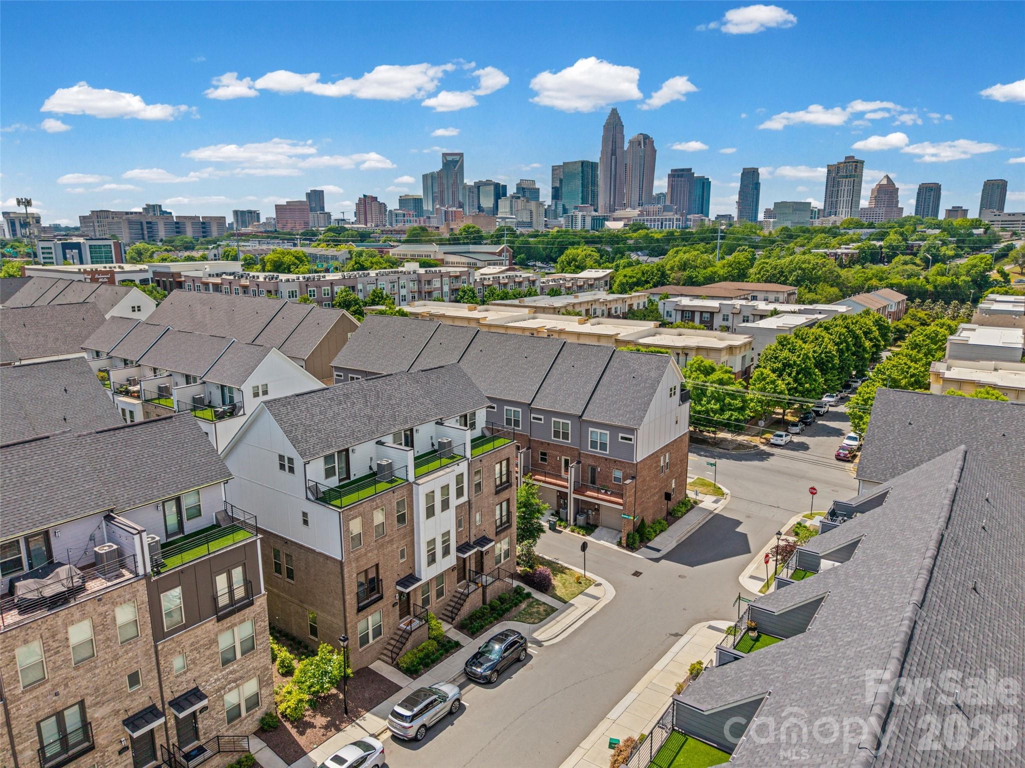 16034 Roscoe Lane — Charlotte