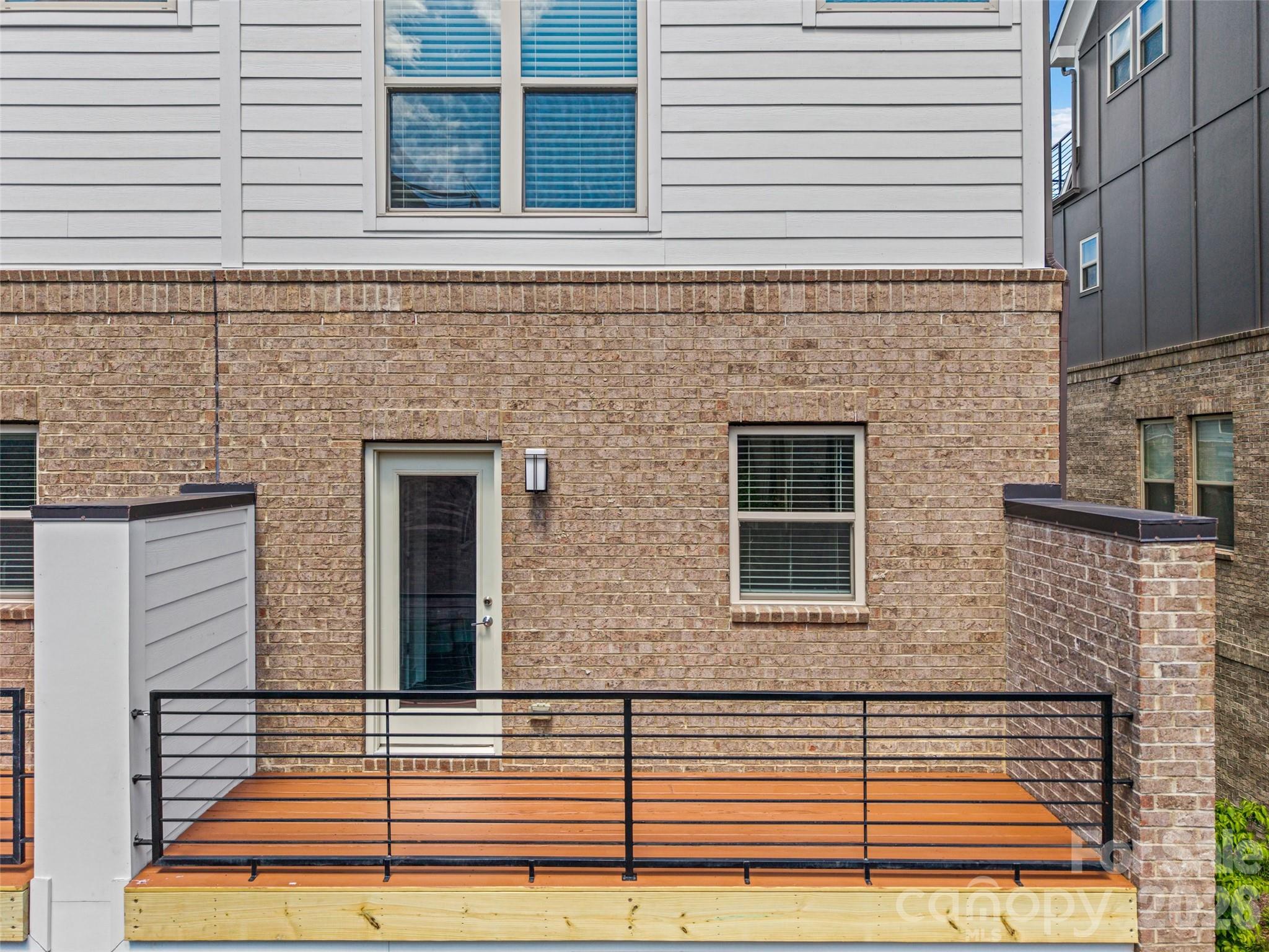 16034 Roscoe Lane — Charlotte