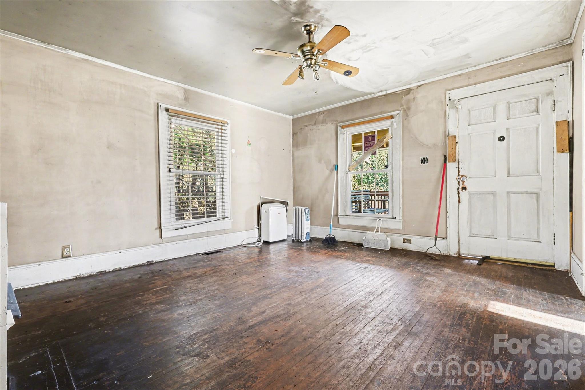 319 N Linwood Avenue — Charlotte