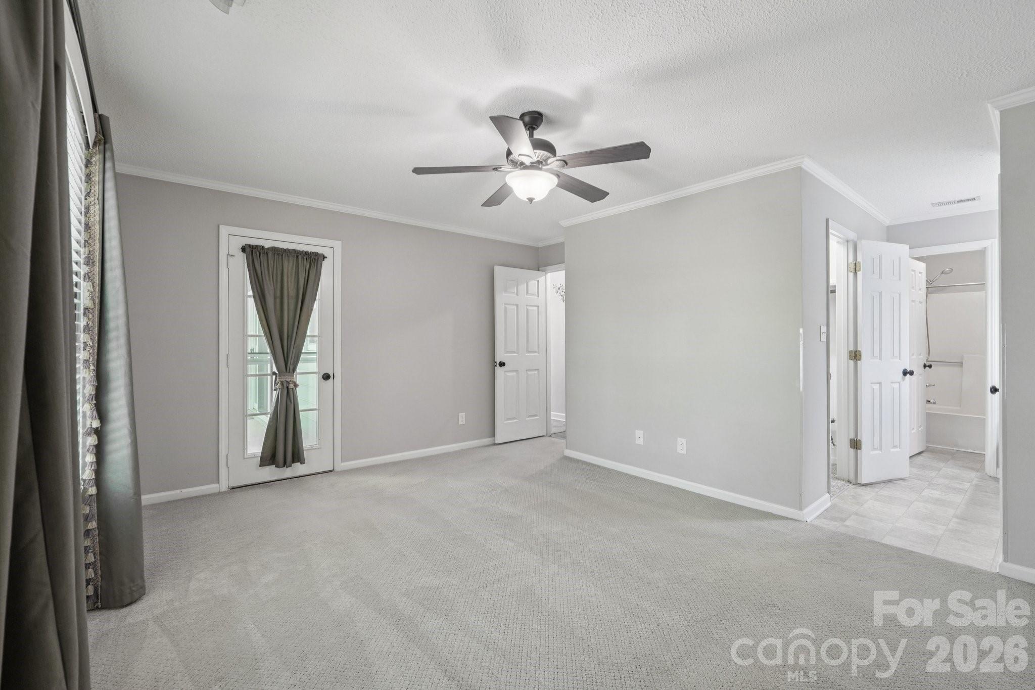 1741 Robinwood Road — Gastonia