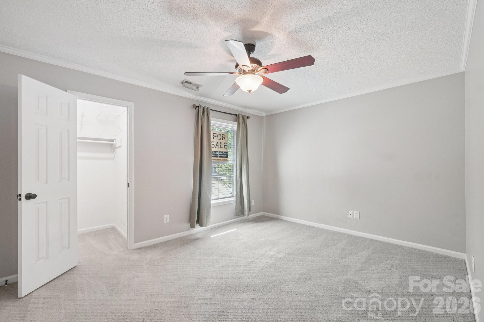 1741 Robinwood Road — Gastonia