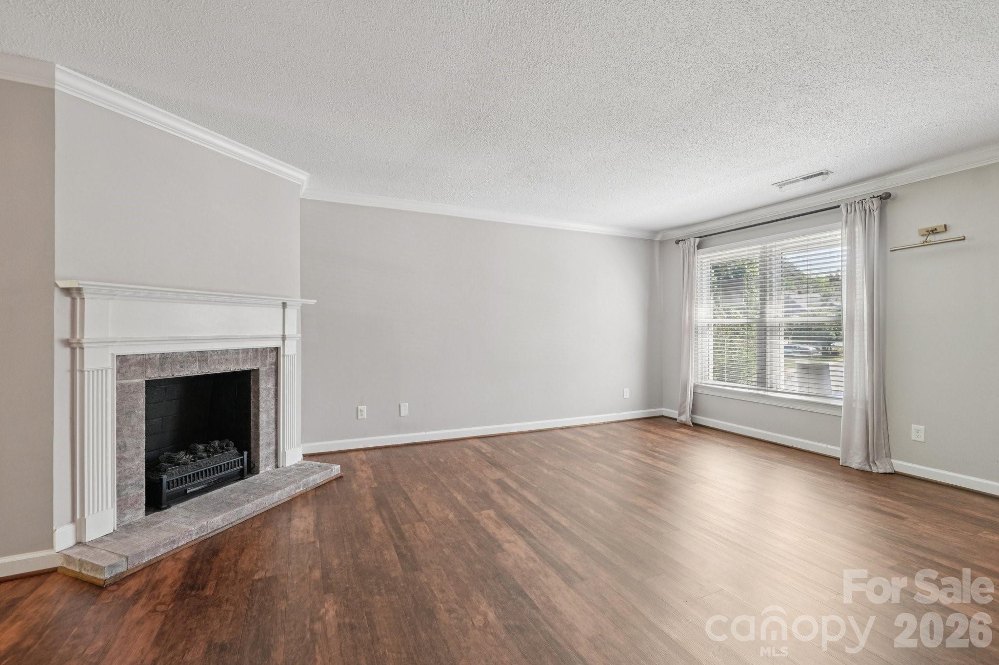 1741 Robinwood Road — Gastonia