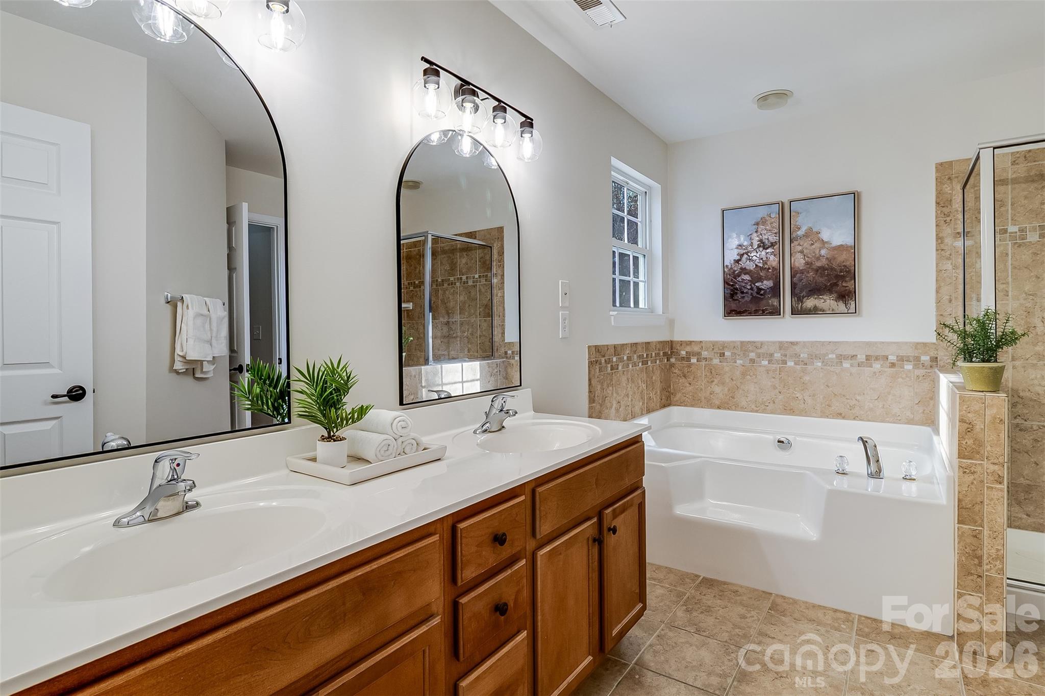 447 Leaf Arbor Court — Lake Wylie