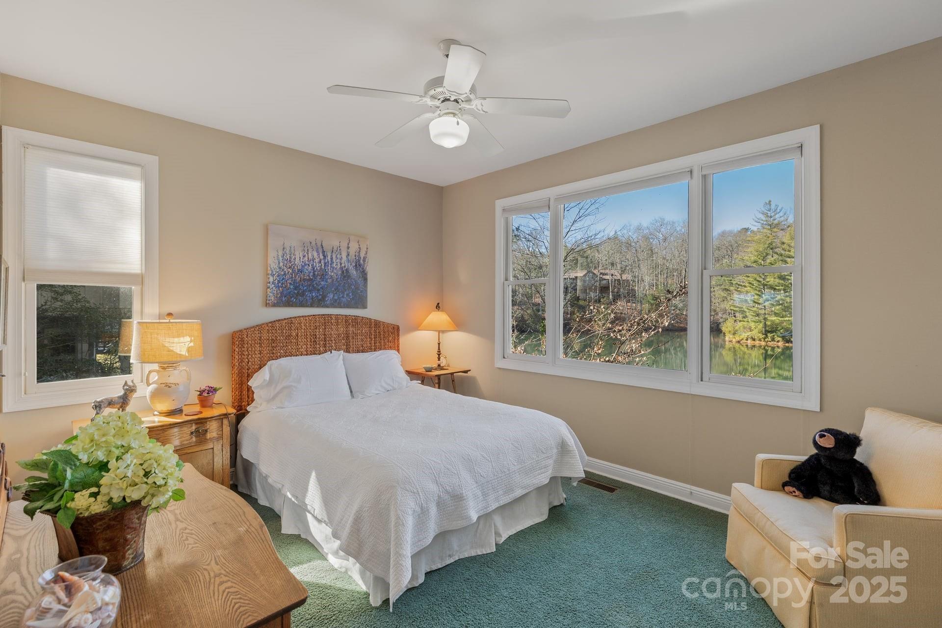 100 The Pinnacle Drive #5 — Sapphire