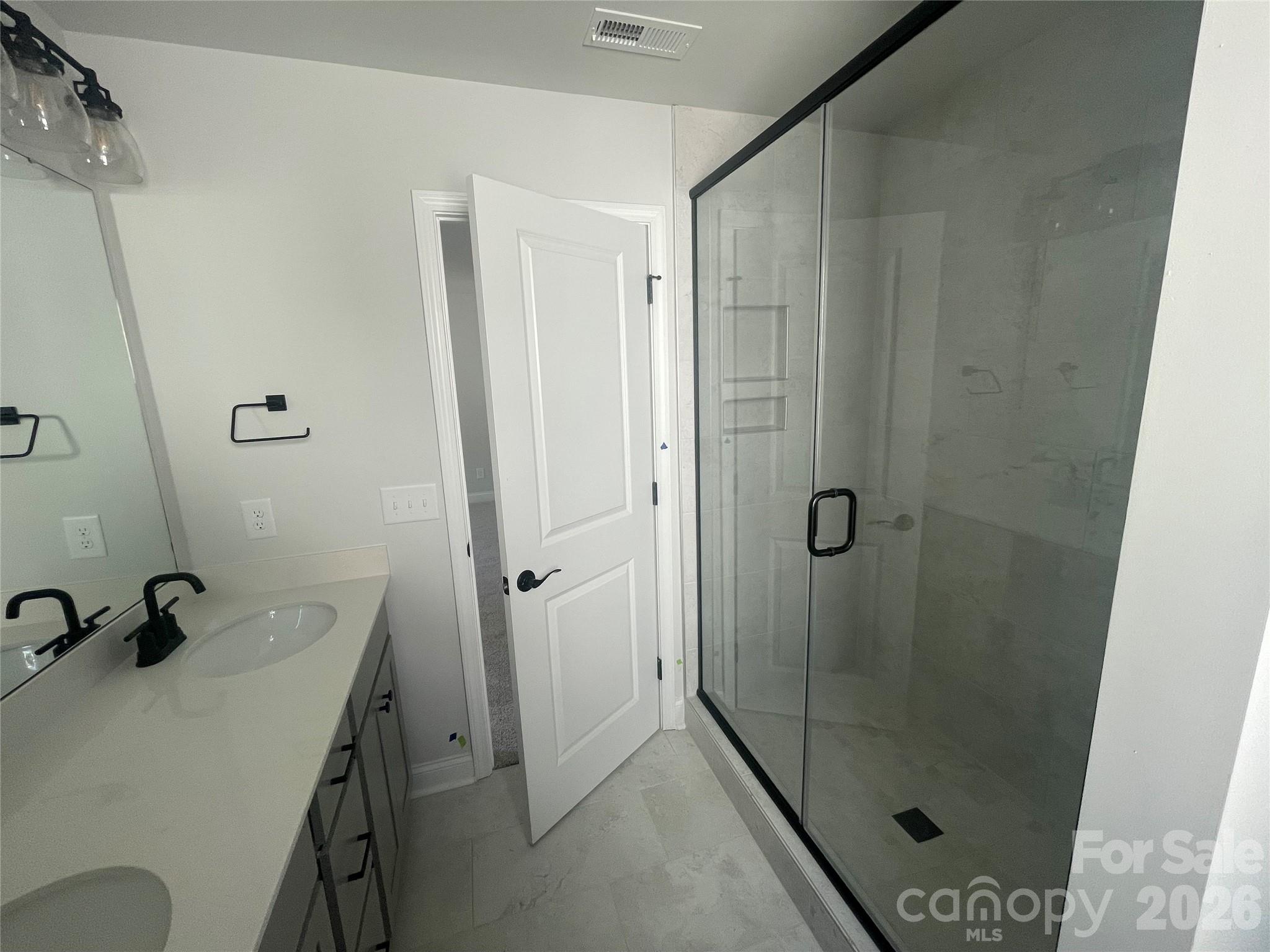 4049 Grommet Court — Matthews
