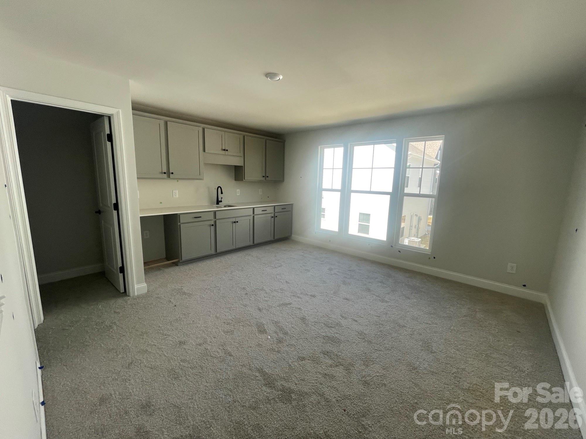 4049 Grommet Court — Matthews