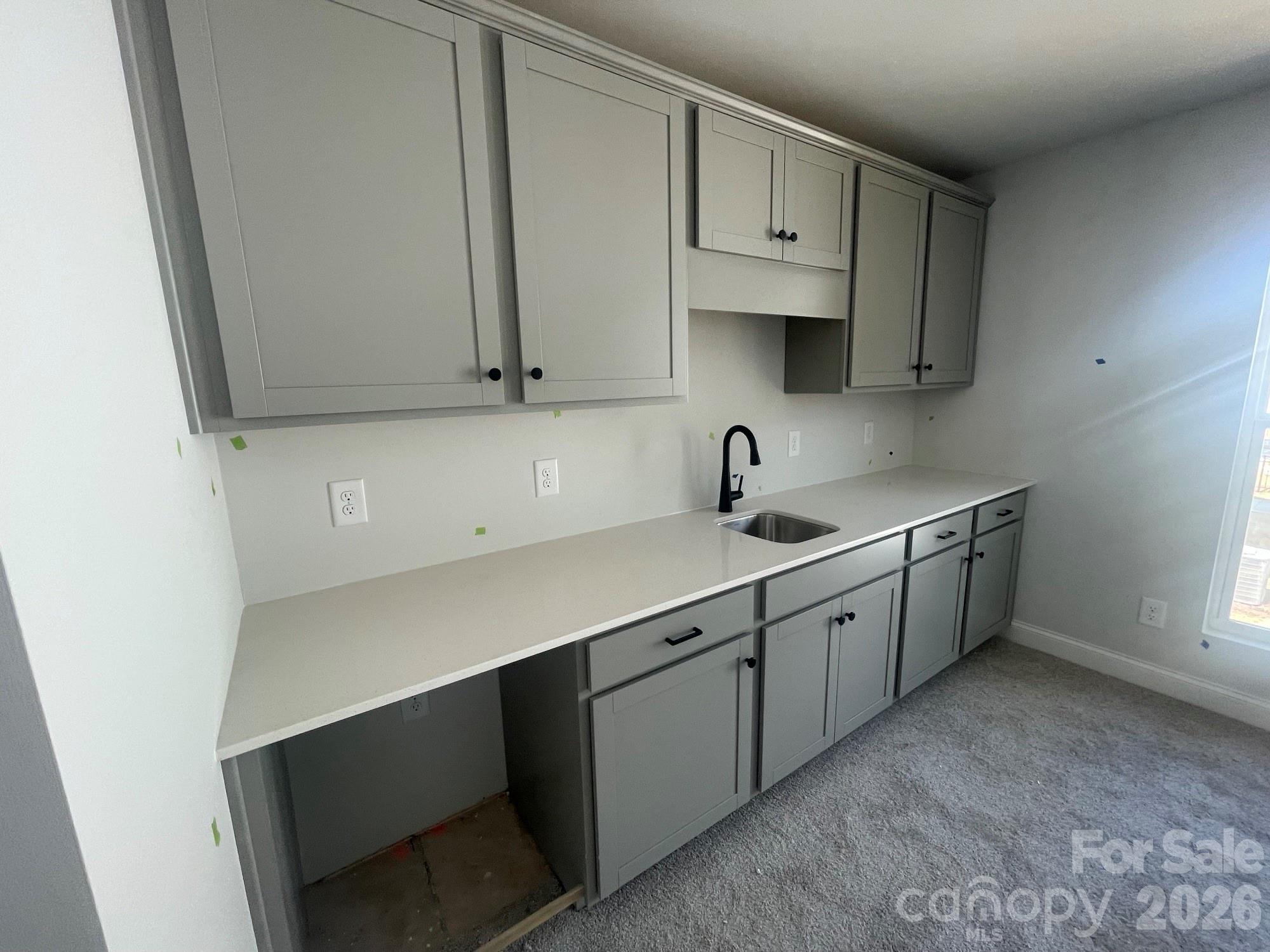 4049 Grommet Court — Matthews