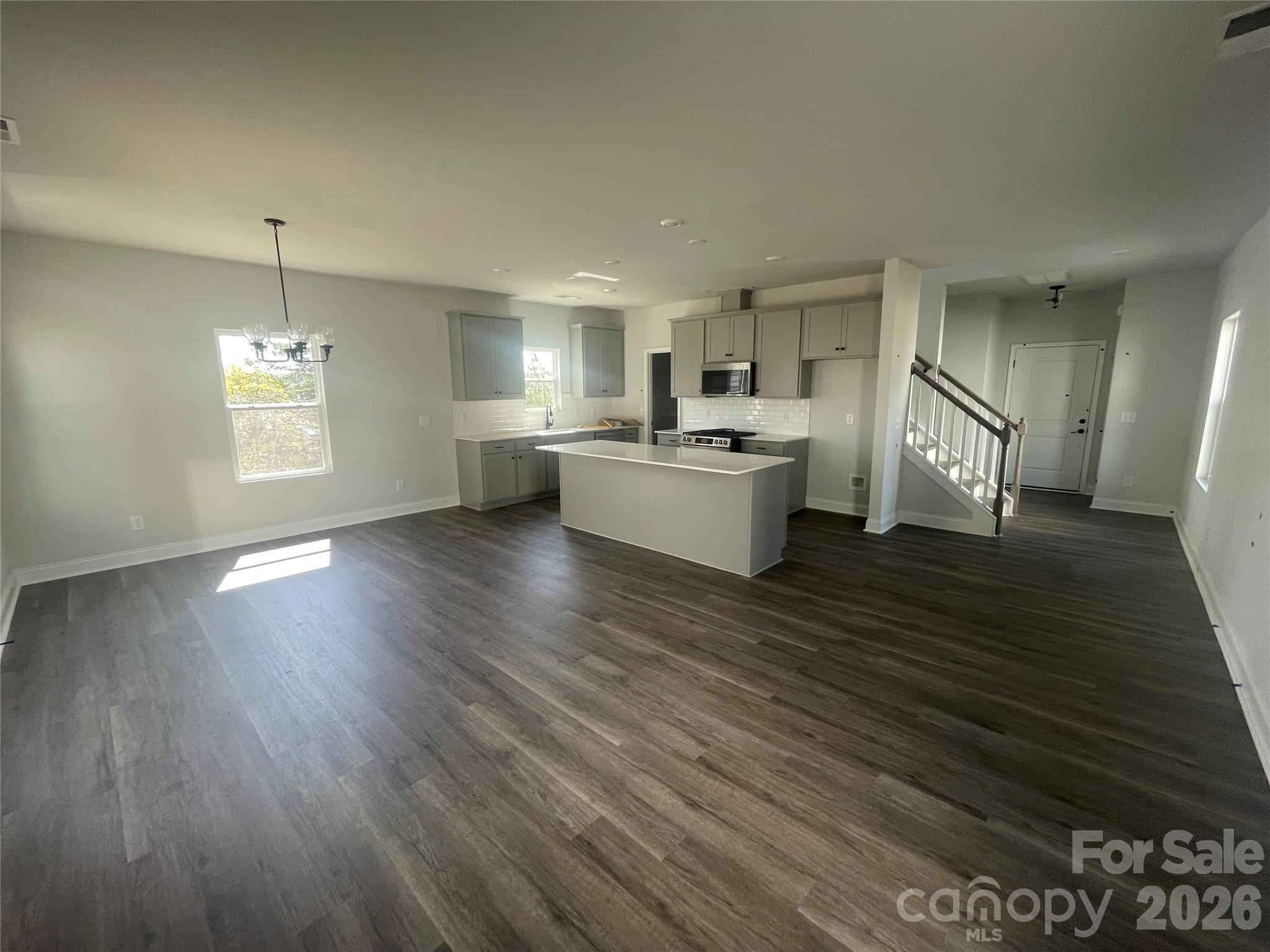 4049 Grommet Court — Matthews