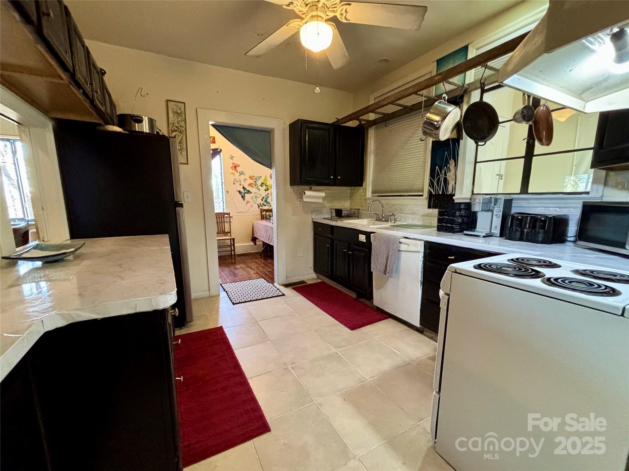 629 Vineyard Road — Tryon