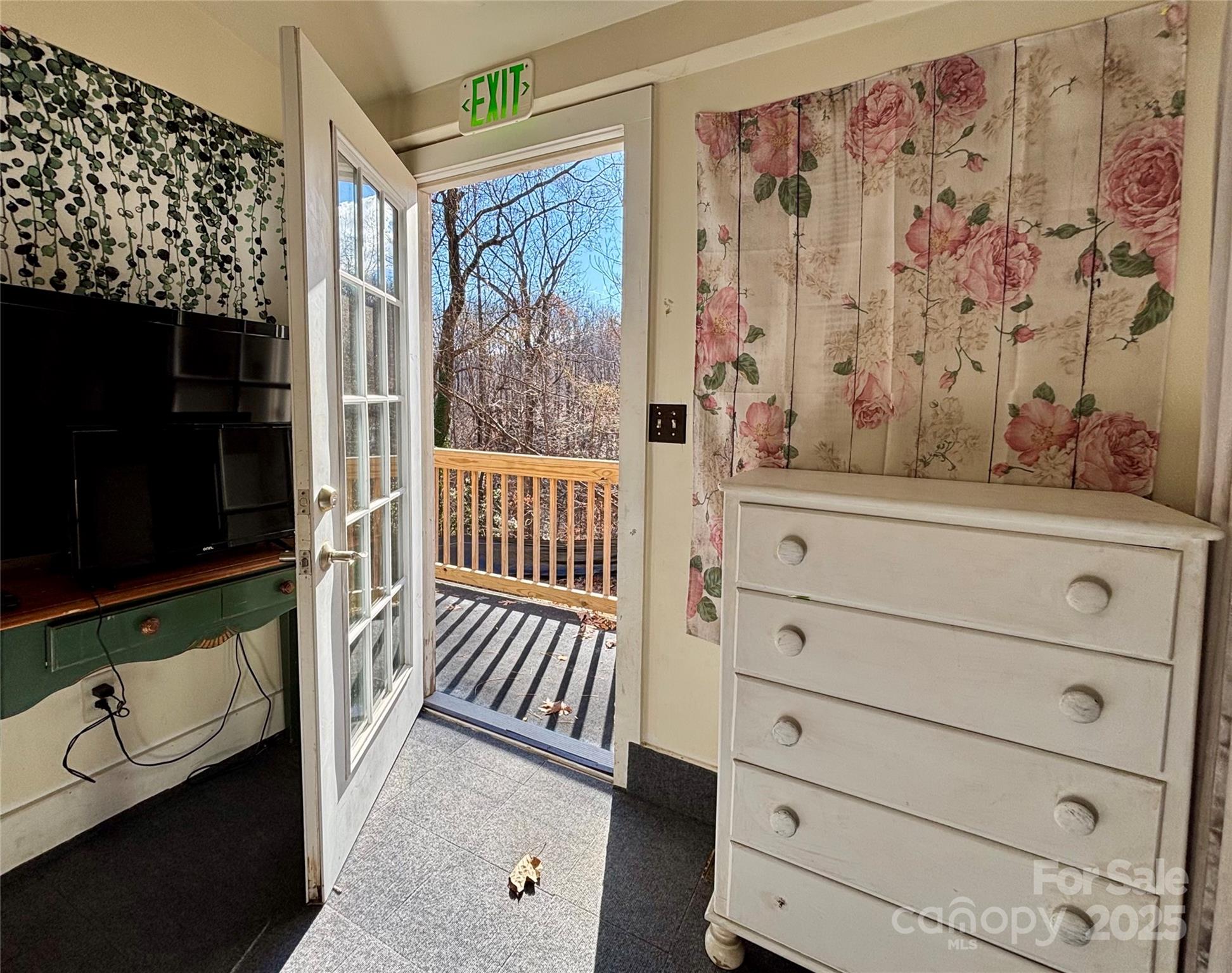 629 Vineyard Road — Tryon