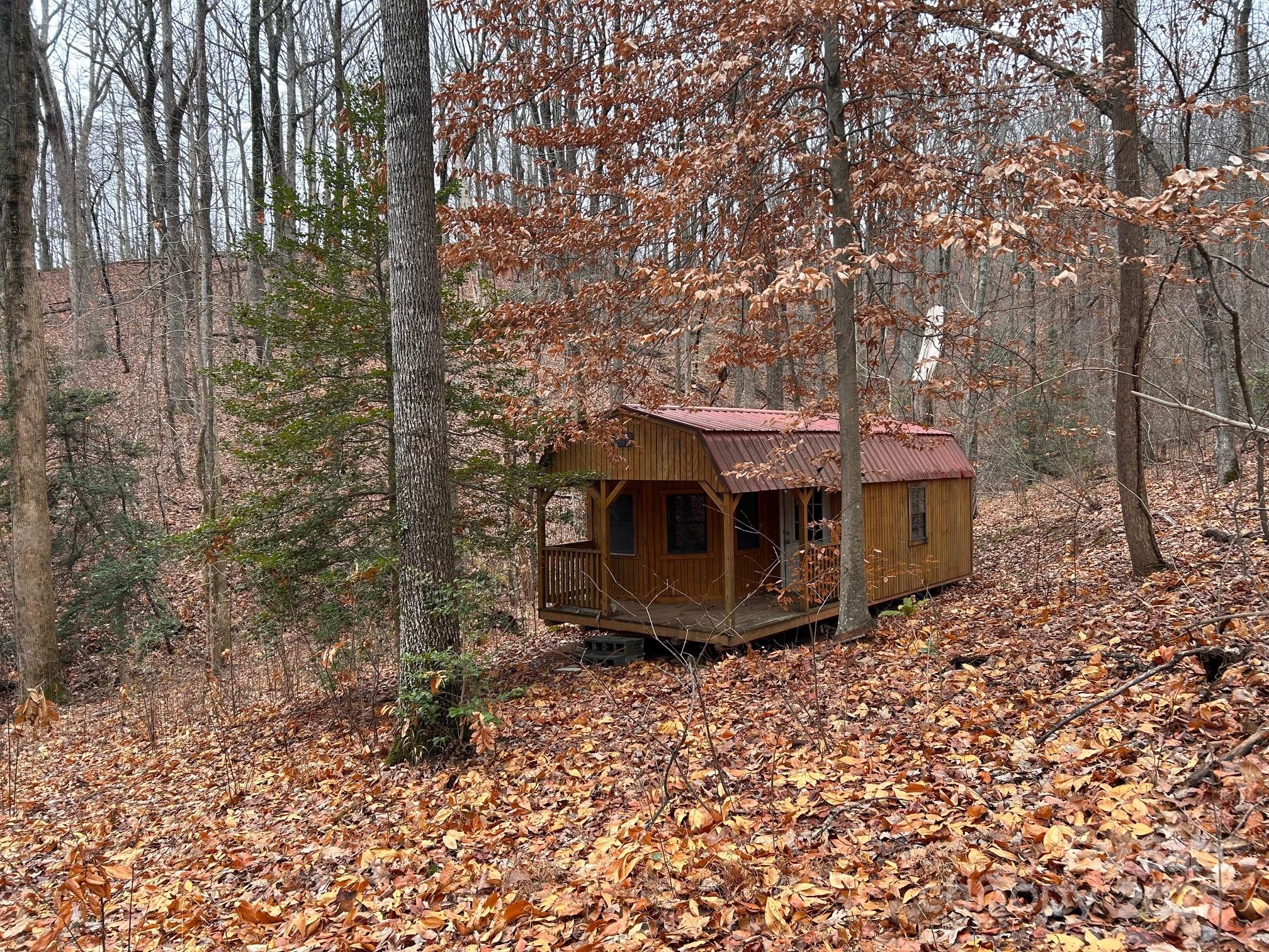 629 Vineyard Road — Tryon