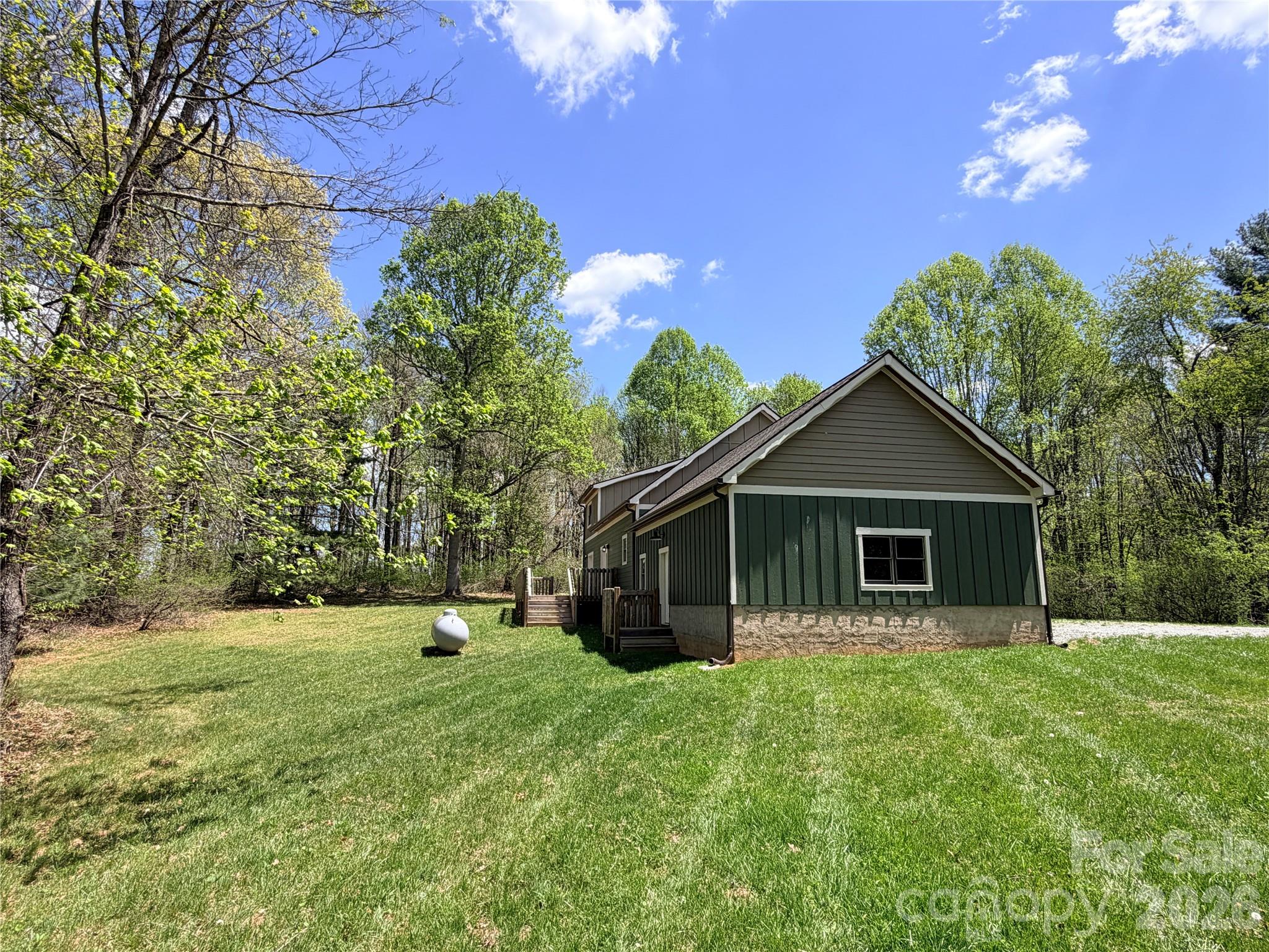 486 Hunter-Lysik Way — Laurel Springs