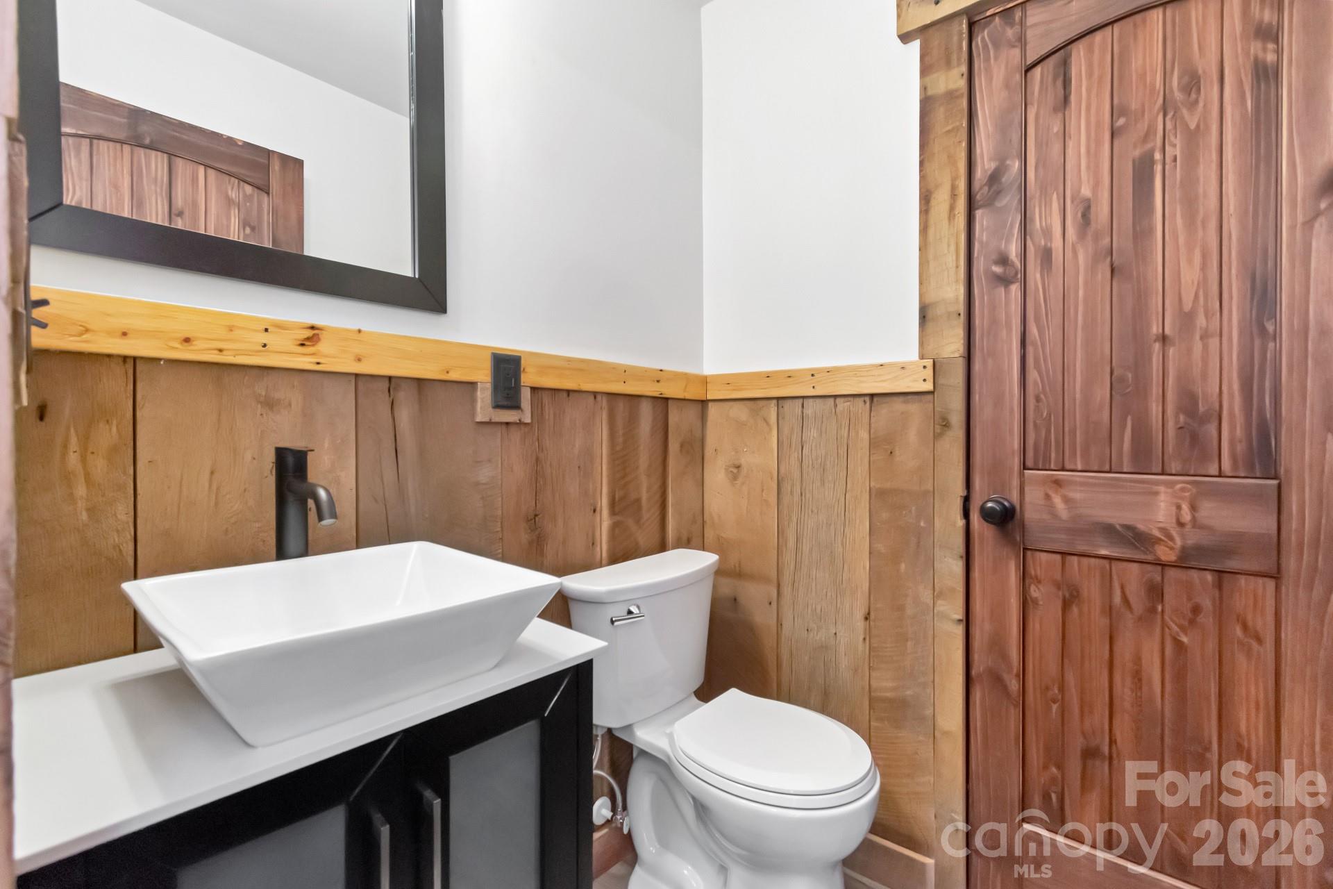 486 Hunter-Lysik Way — Laurel Springs