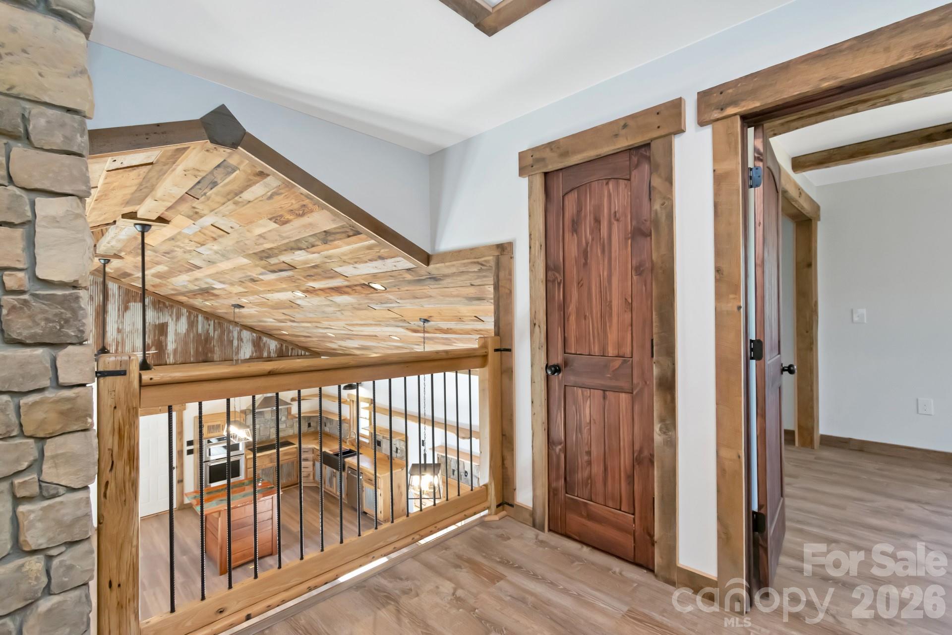486 Hunter-Lysik Way — Laurel Springs