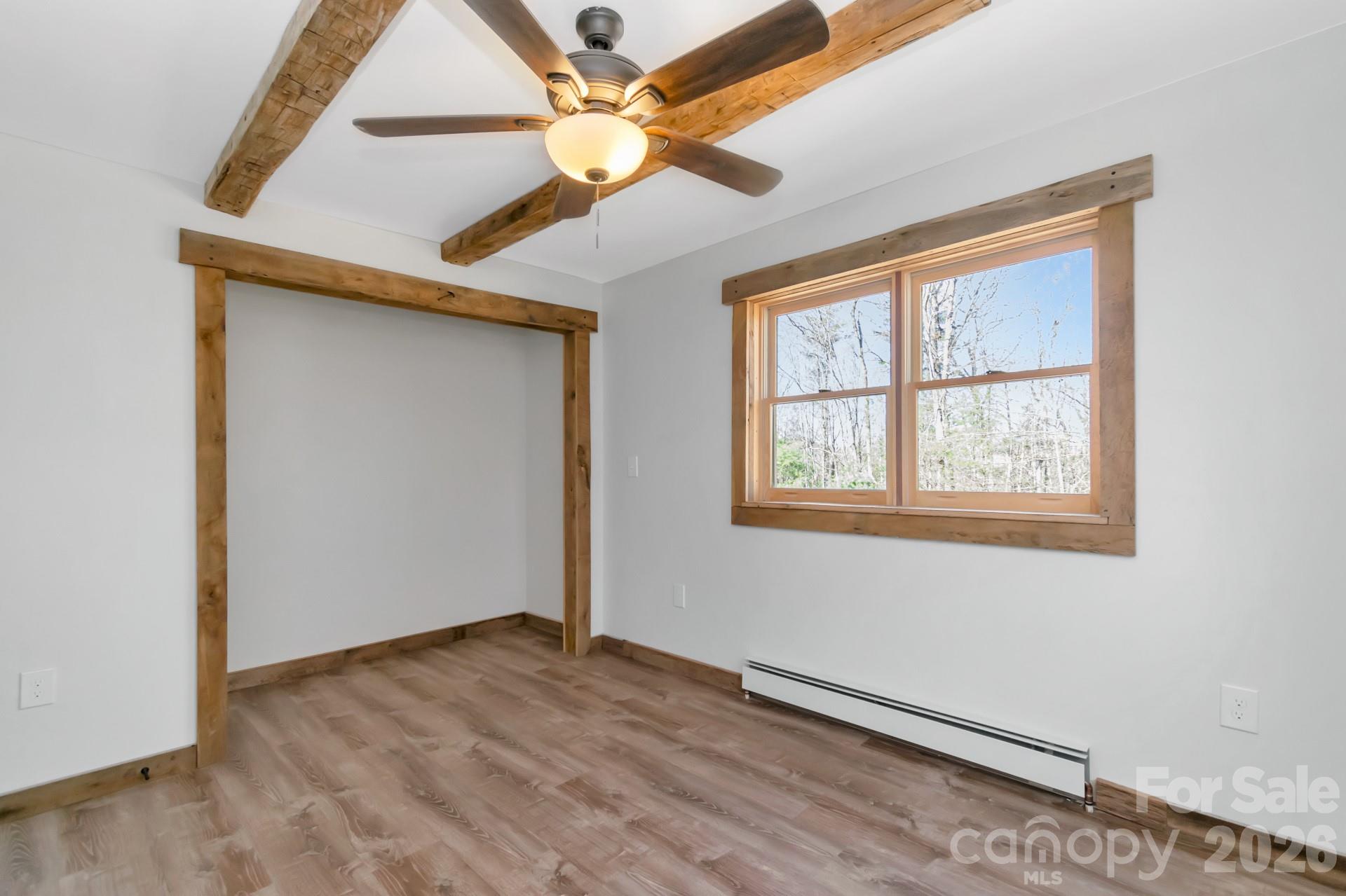 486 Hunter-Lysik Way — Laurel Springs