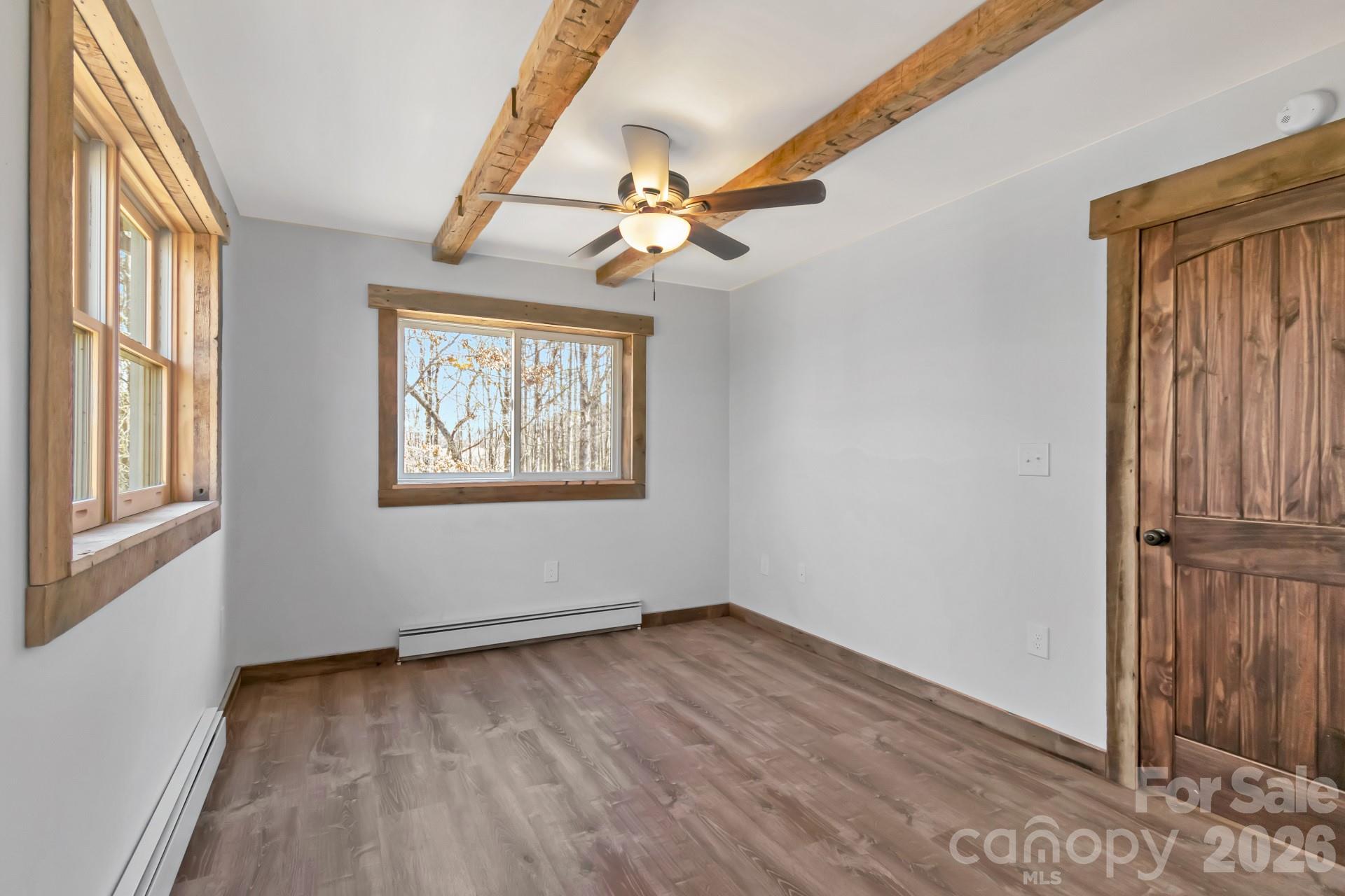 486 Hunter-Lysik Way — Laurel Springs