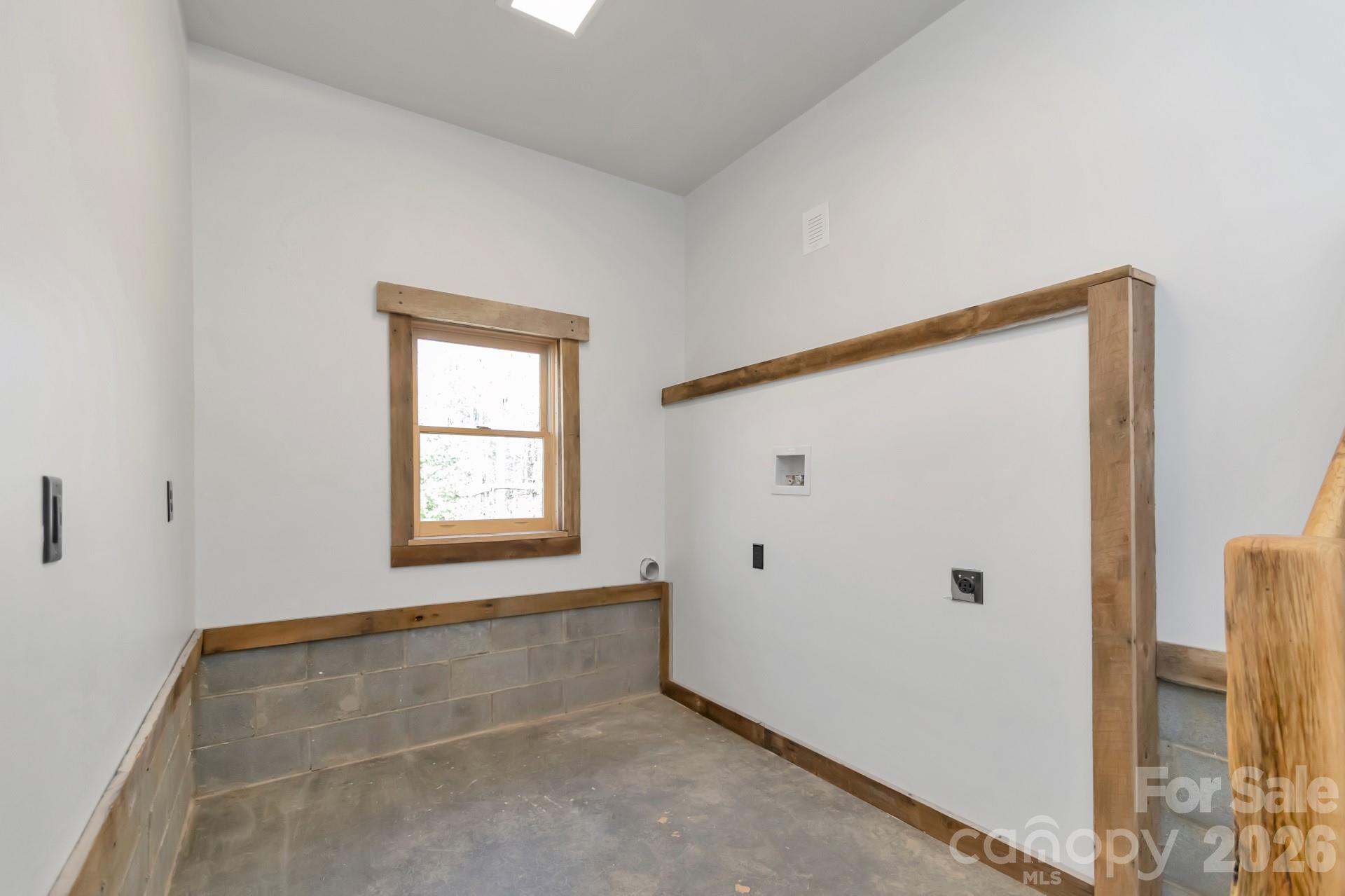 486 Hunter-Lysik Way — Laurel Springs