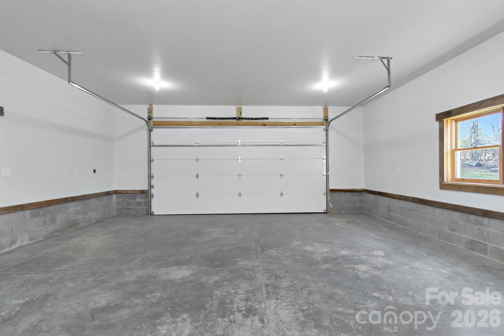 486 Hunter-Lysik Way — Laurel Springs