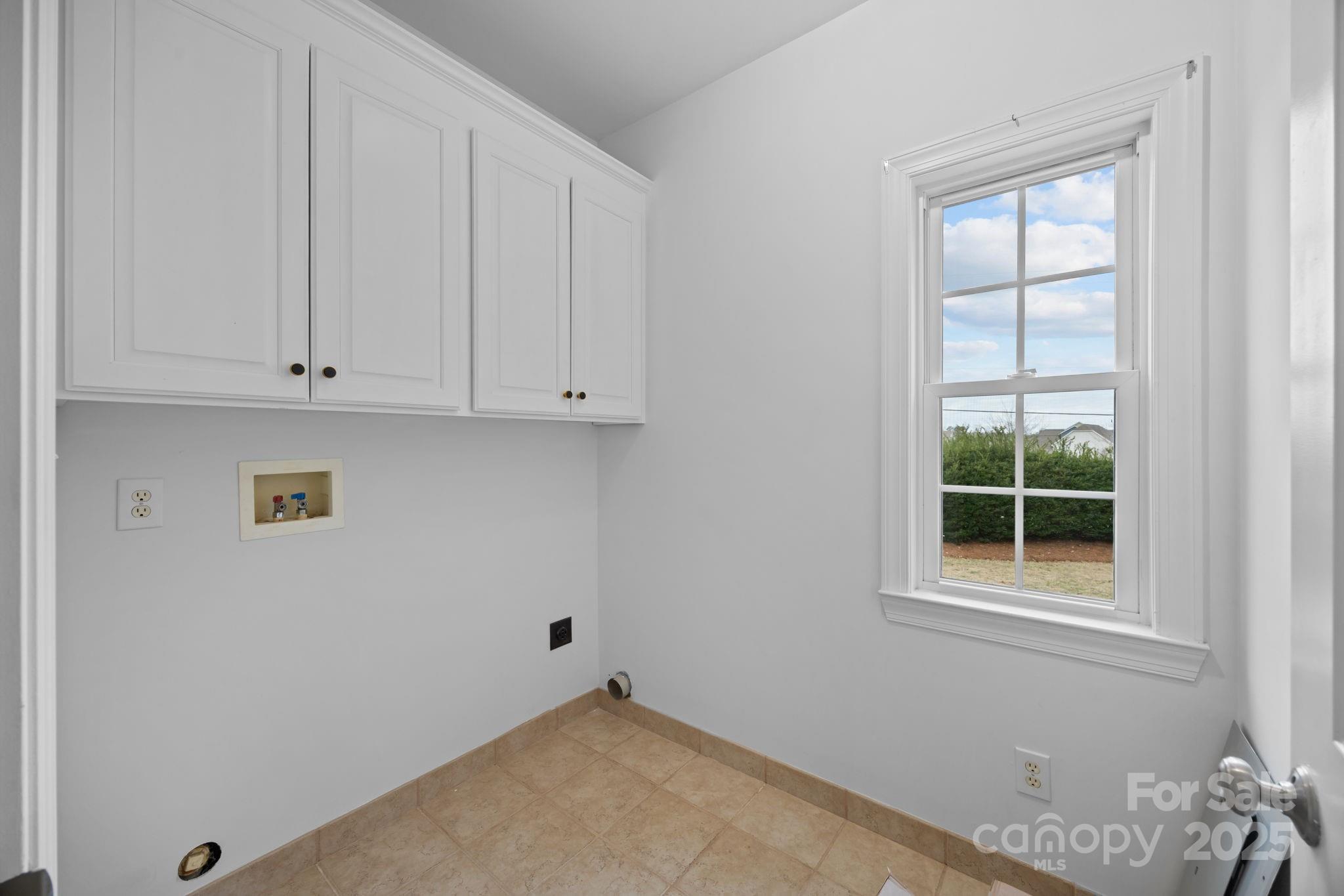 7909 Bay Pointe Drive — Denver