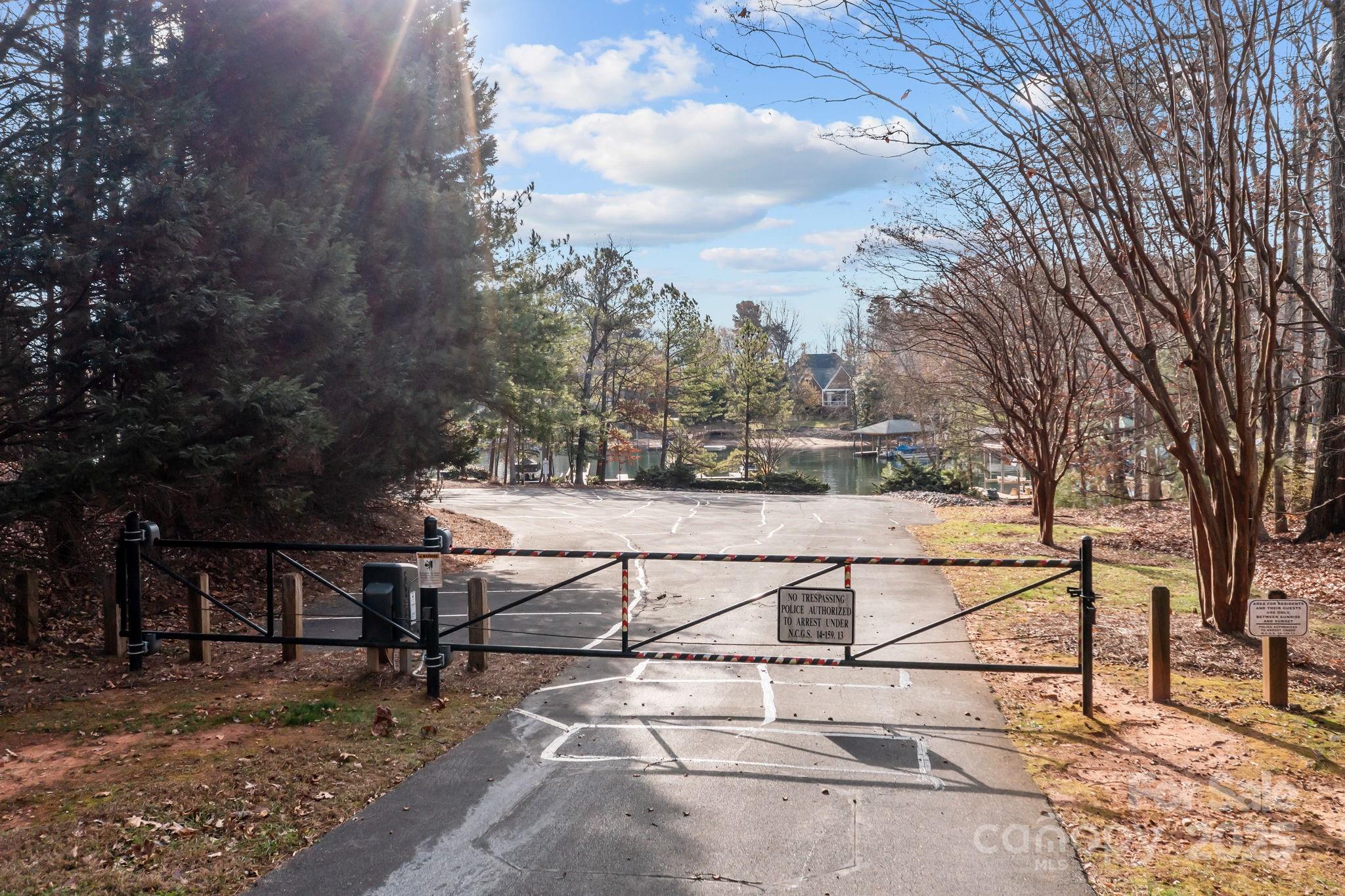 7909 Bay Pointe Drive — Denver