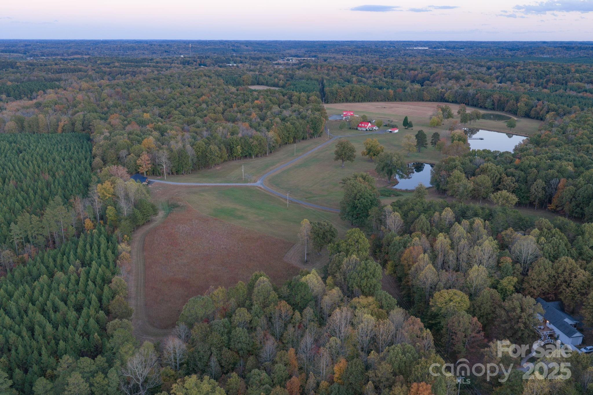 1260 Beaver Island Trail Road — Walnut Cove