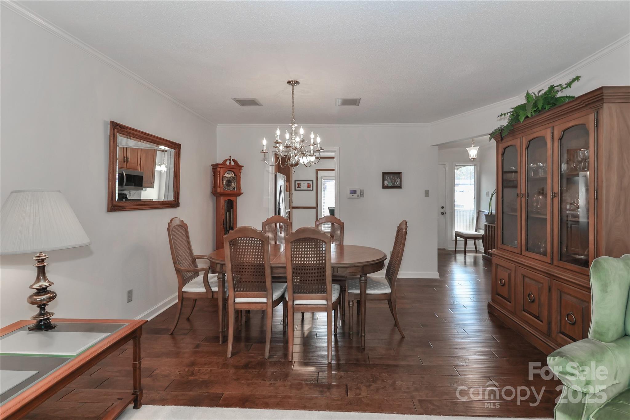1359 Radio Road — Statesville