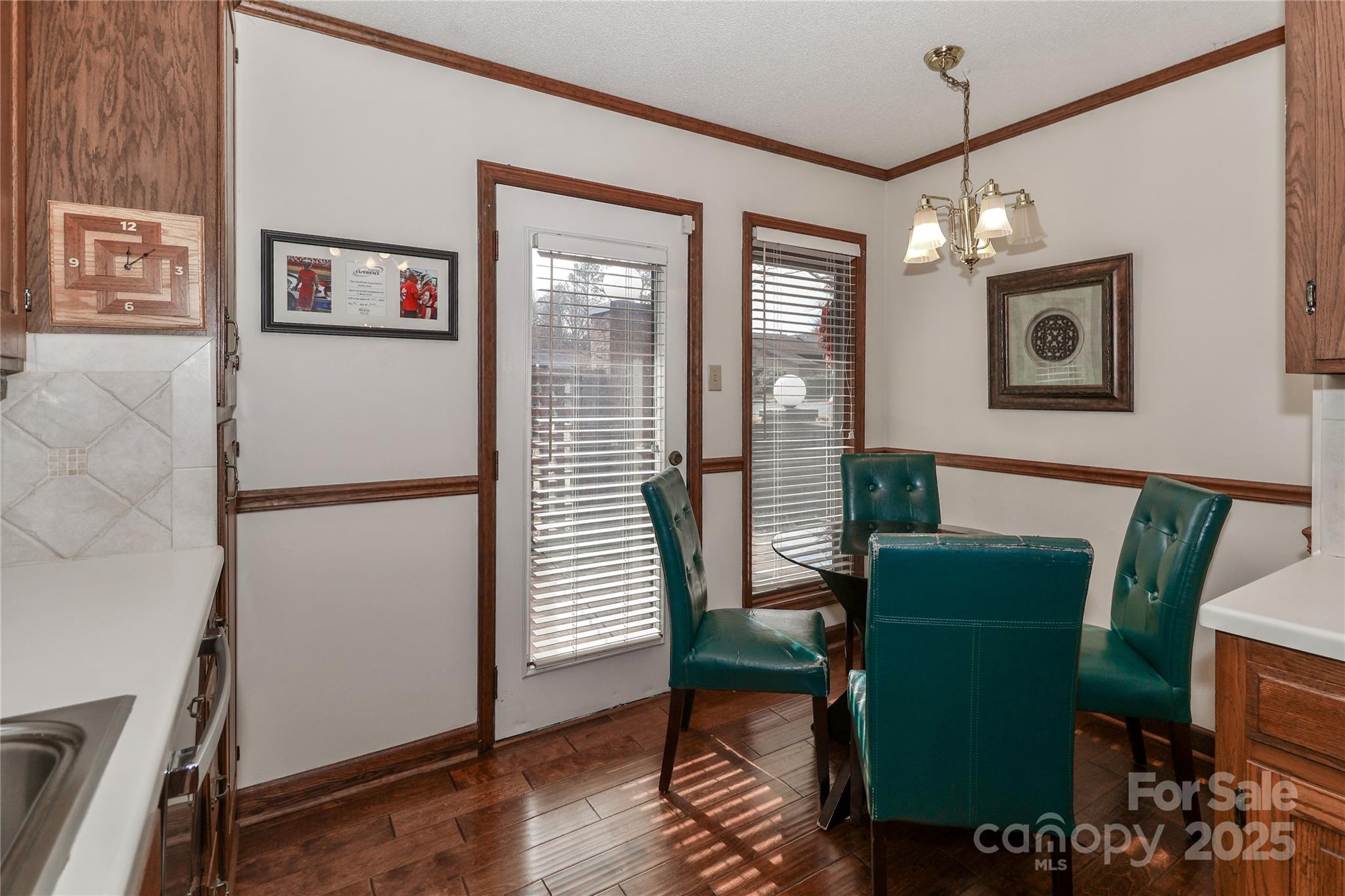 1359 Radio Road — Statesville